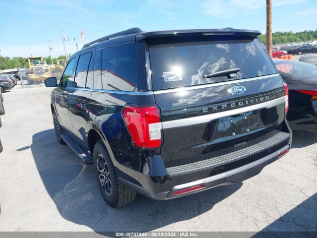 Photo 2 VIN: 1FMJU1G8XREA71213 - FORD EXPEDITION 