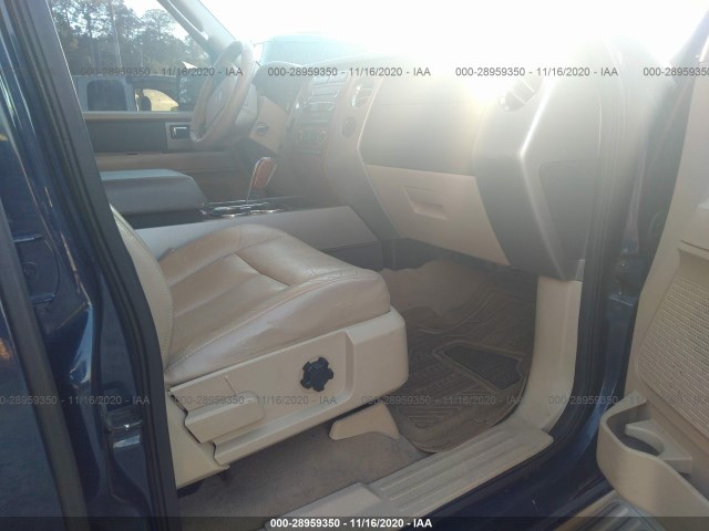 Photo 4 VIN: 1FMJU1H50AEA58804 - FORD EXPEDITION 