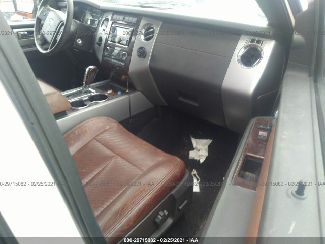 Photo 4 VIN: 1FMJU1H51AEA75949 - FORD EXPEDITION 