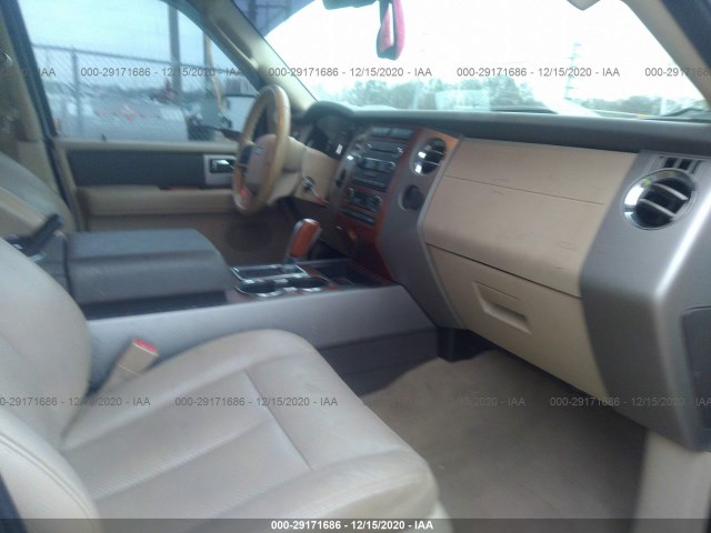 Photo 4 VIN: 1FMJU1H55AEA05886 - FORD EXPEDITION 