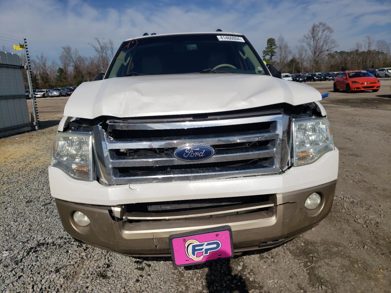 Photo 4 VIN: 1FMJU1H57DEF21820 - FORD EXPEDITION 