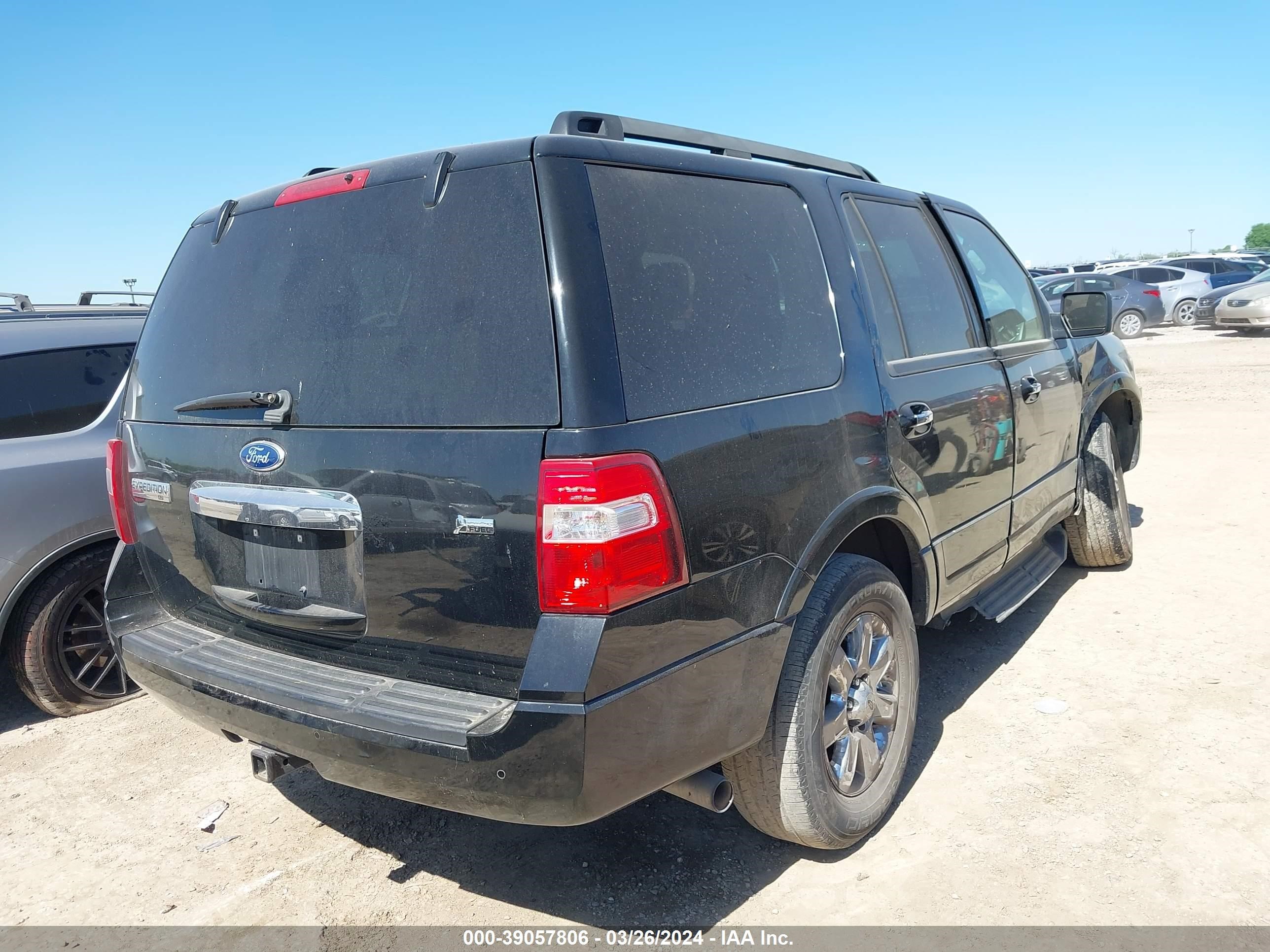 Photo 3 VIN: 1FMJU1H58BEF48585 - FORD EXPEDITION 