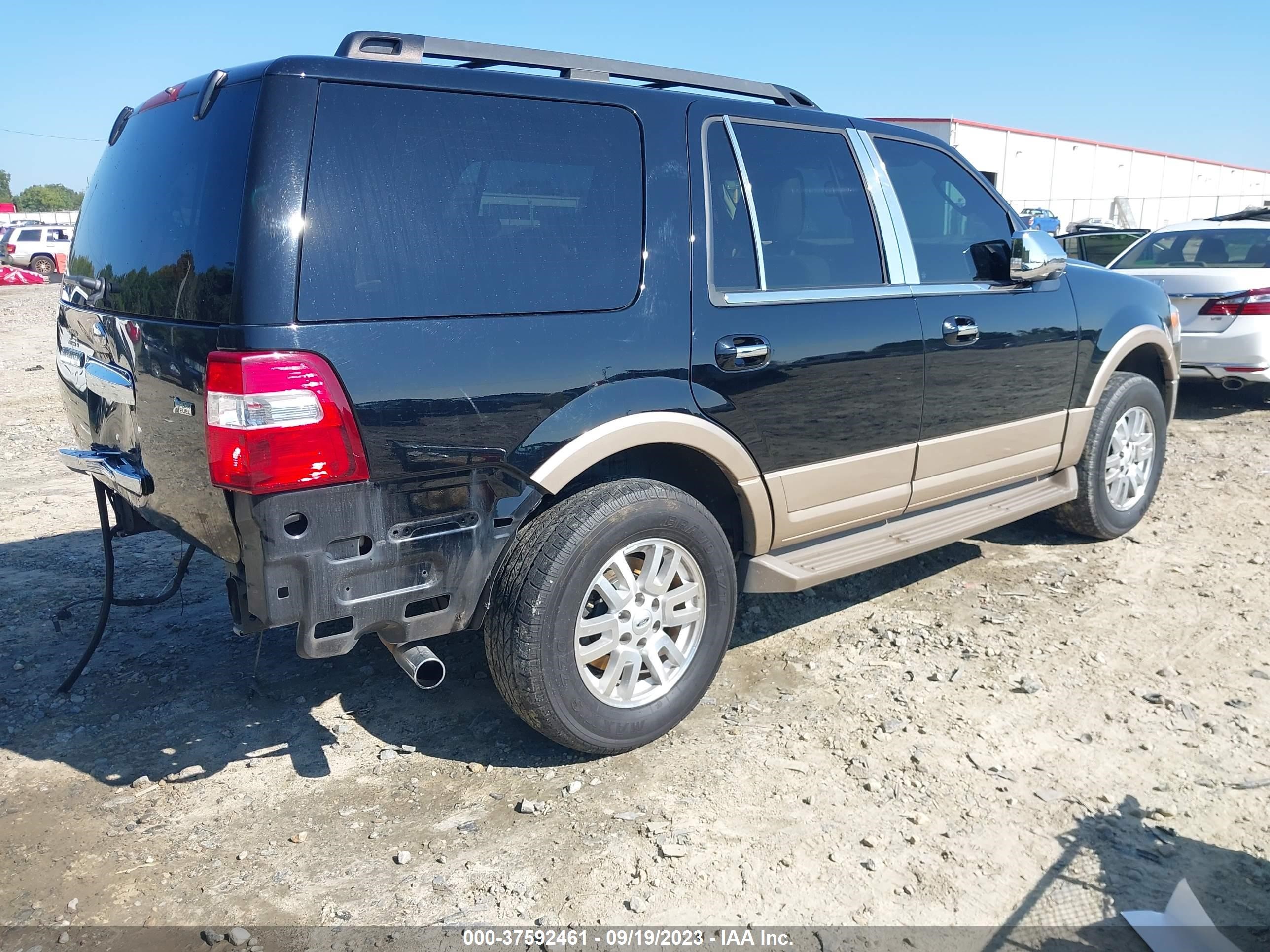 Photo 3 VIN: 1FMJU1H58CEF08587 - FORD EXPEDITION 