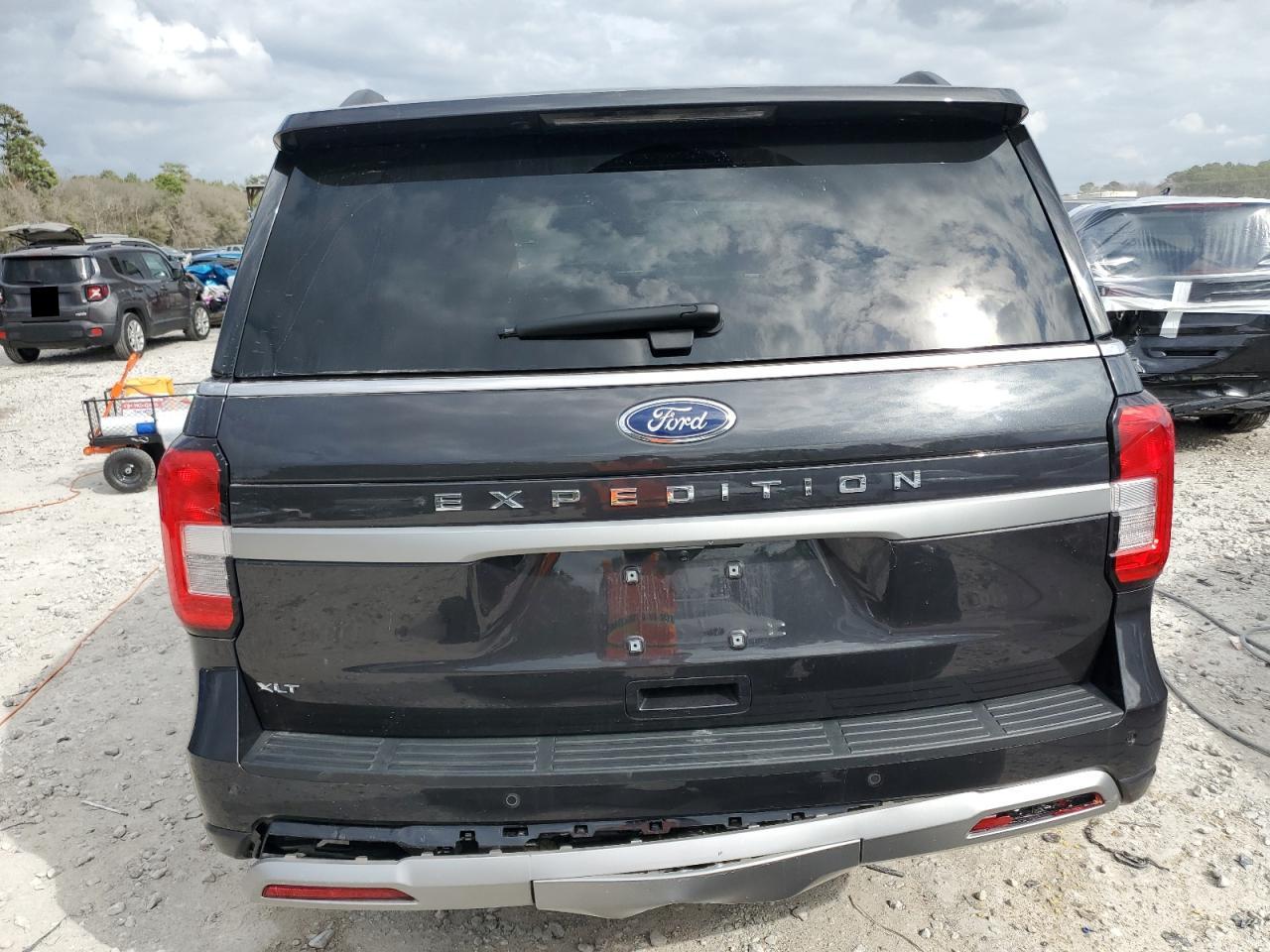 Photo 5 VIN: 1FMJU1H8XPEA45545 - FORD EXPEDITION 