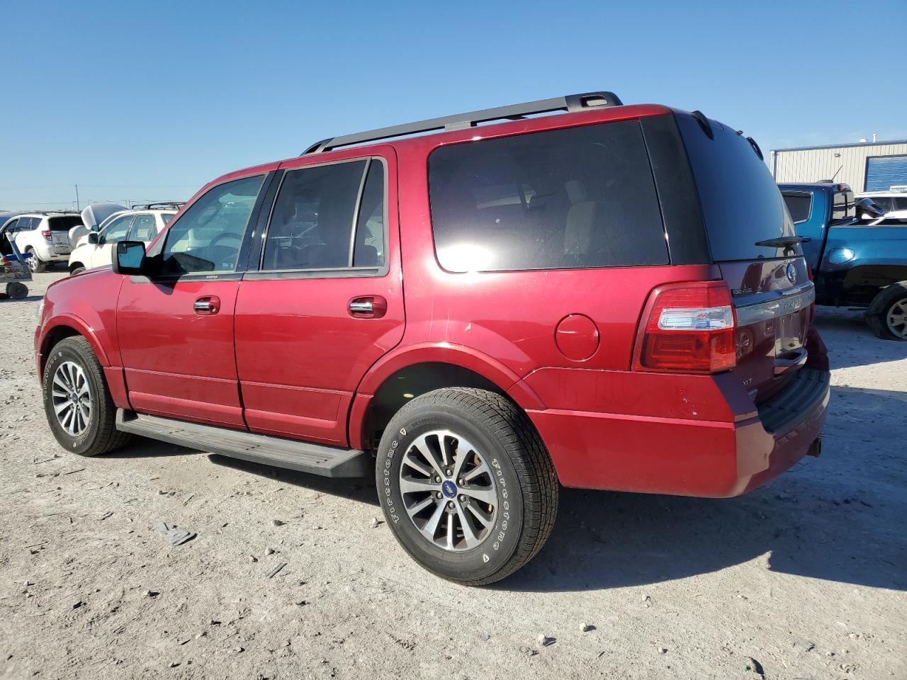 Photo 1 VIN: 1FMJU1HT1FEF08739 - FORD EXPEDITION 