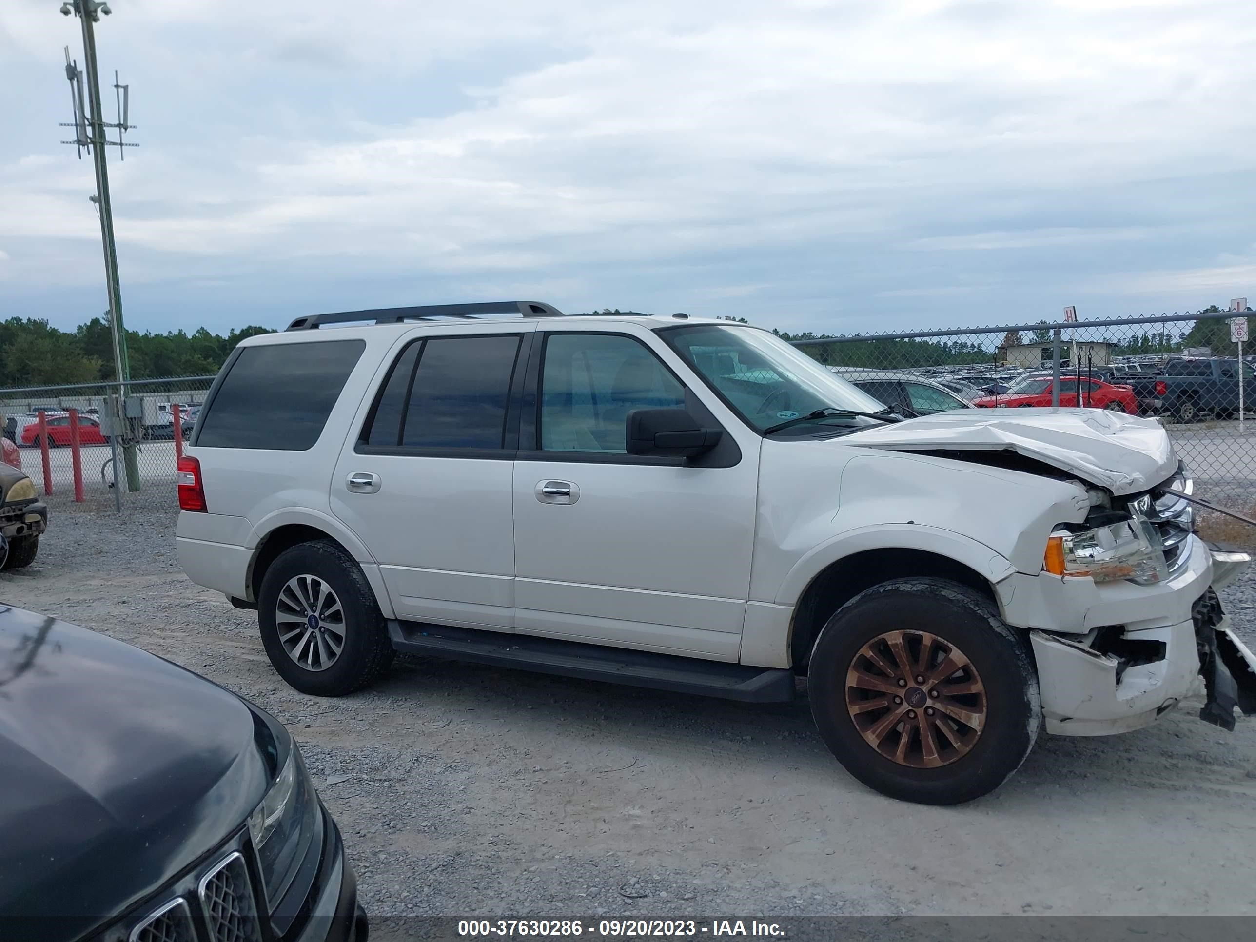 Photo 12 VIN: 1FMJU1HT3HEA40175 - FORD EXPEDITION 