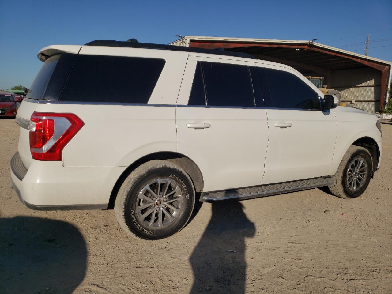 Photo 2 VIN: 1FMJU1HT8MEA86711 - FORD EXPEDITION 