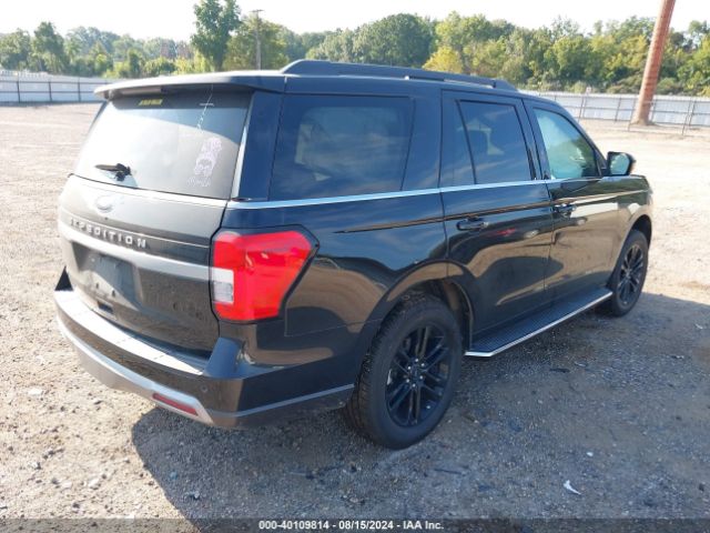 Photo 3 VIN: 1FMJU1HTXNEA61665 - FORD EXPEDITION 