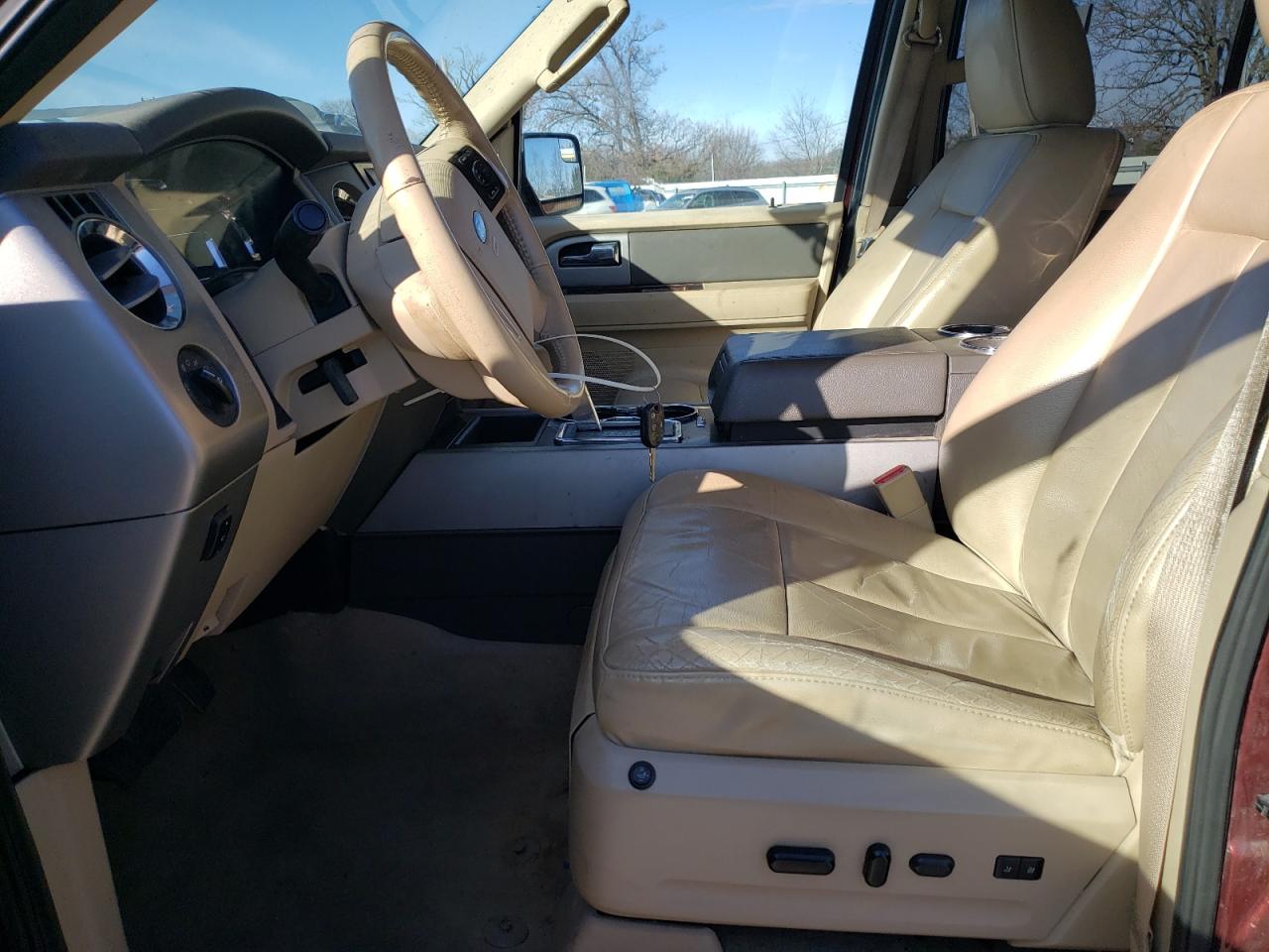 Photo 6 VIN: 1FMJU1J51CEF45698 - FORD EXPEDITION 