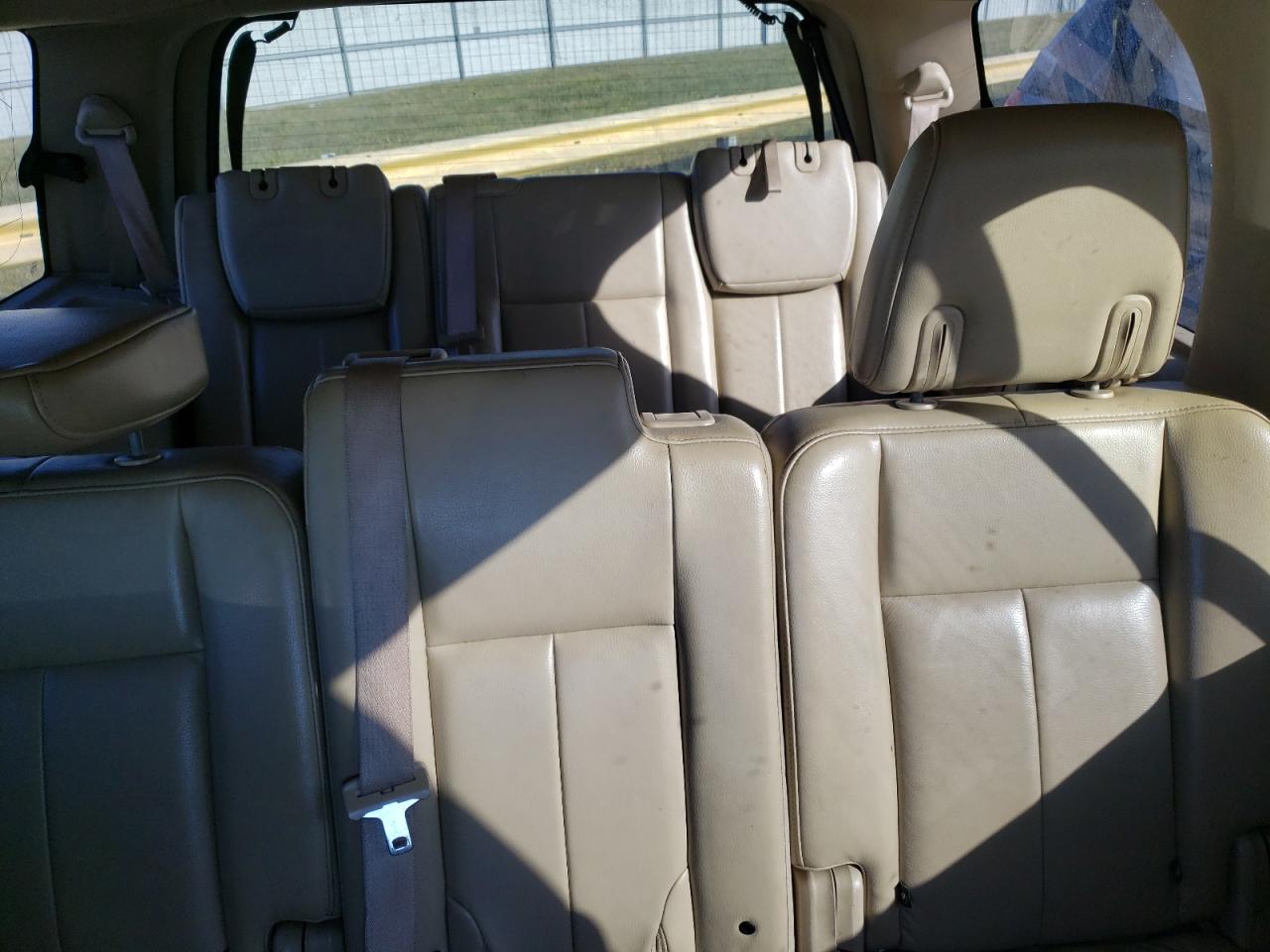 Photo 9 VIN: 1FMJU1J51CEF45698 - FORD EXPEDITION 