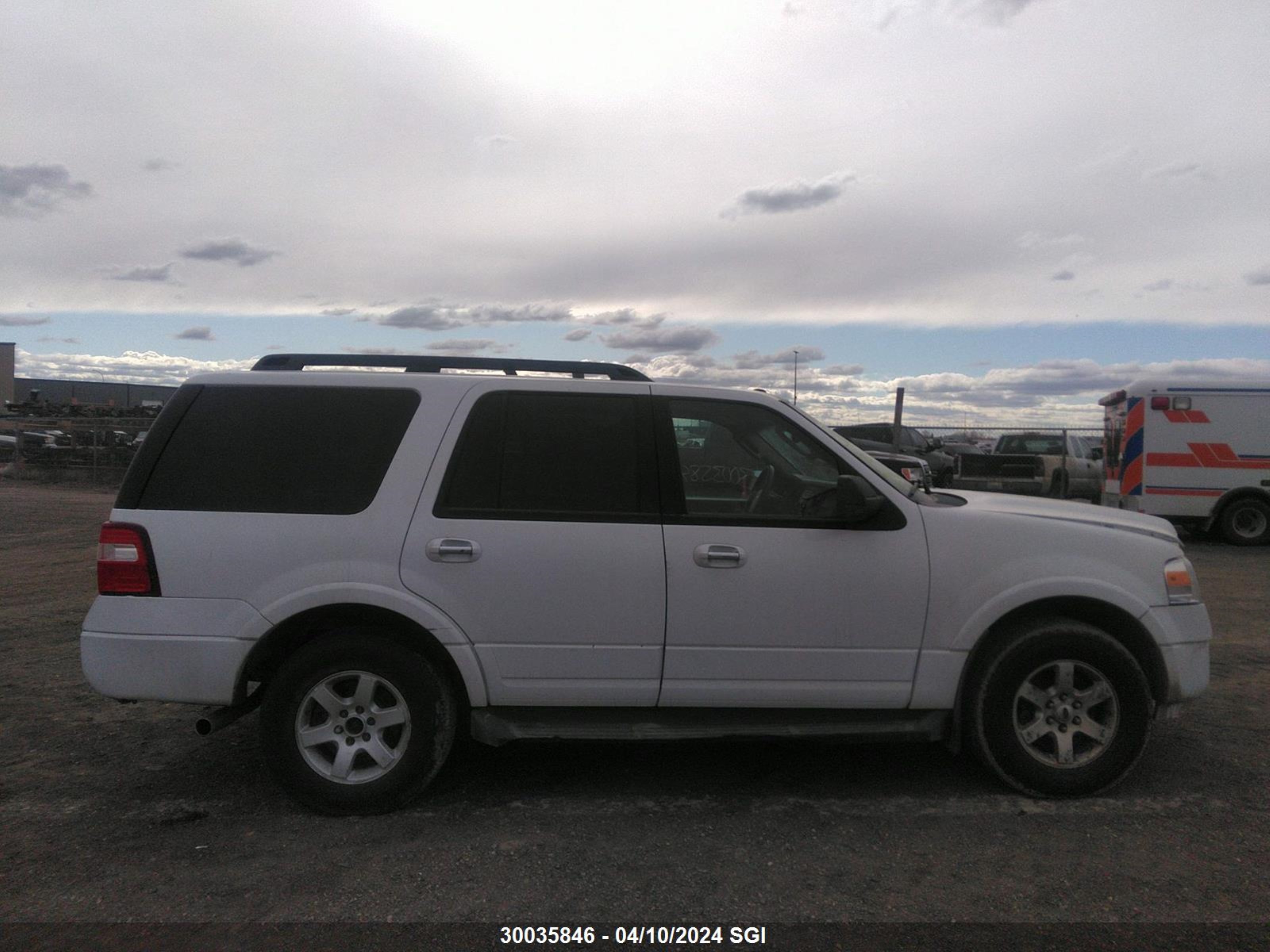 Photo 12 VIN: 1FMJU1J53EEF08347 - FORD EXPEDITION 