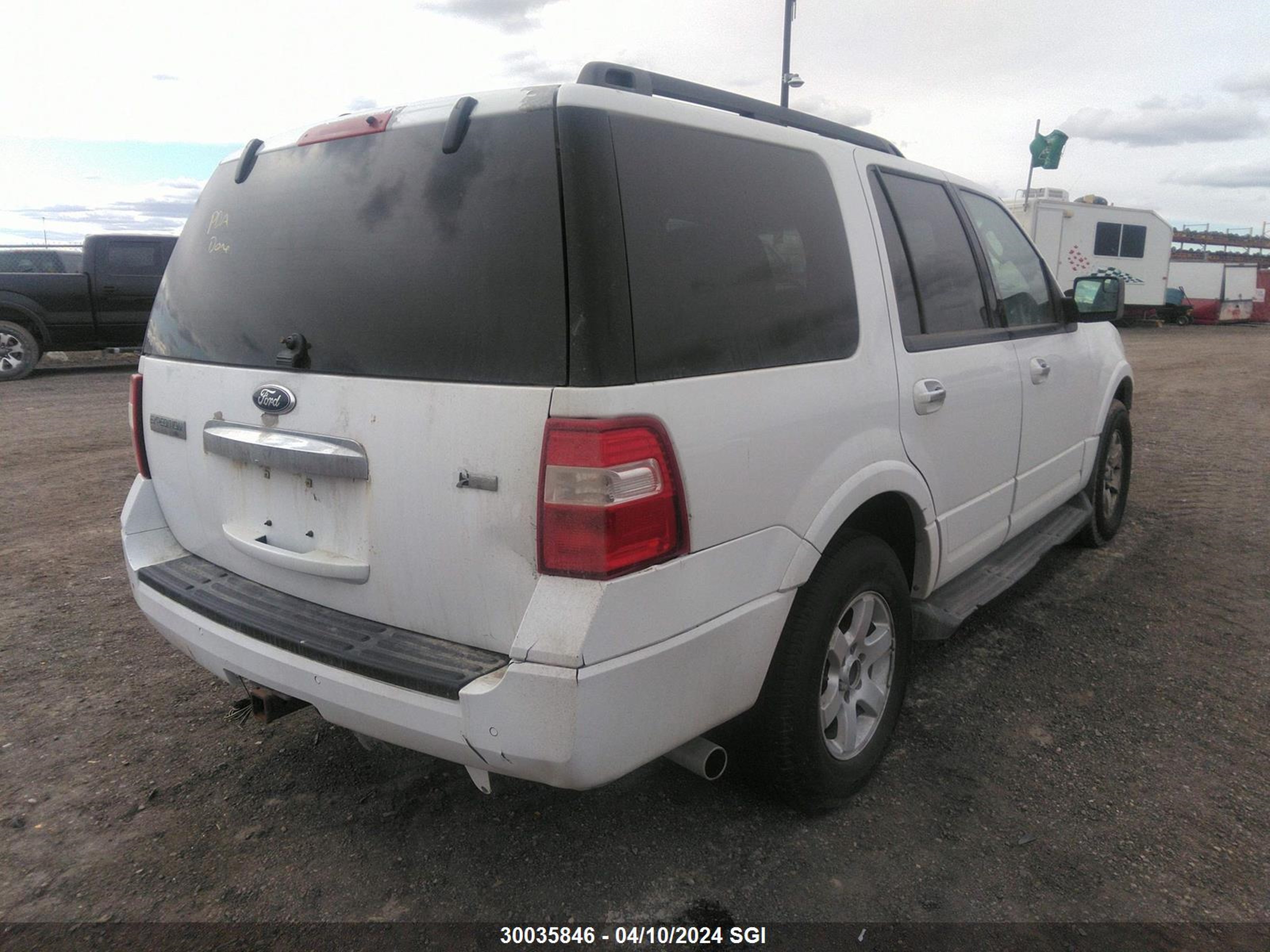 Photo 3 VIN: 1FMJU1J53EEF08347 - FORD EXPEDITION 