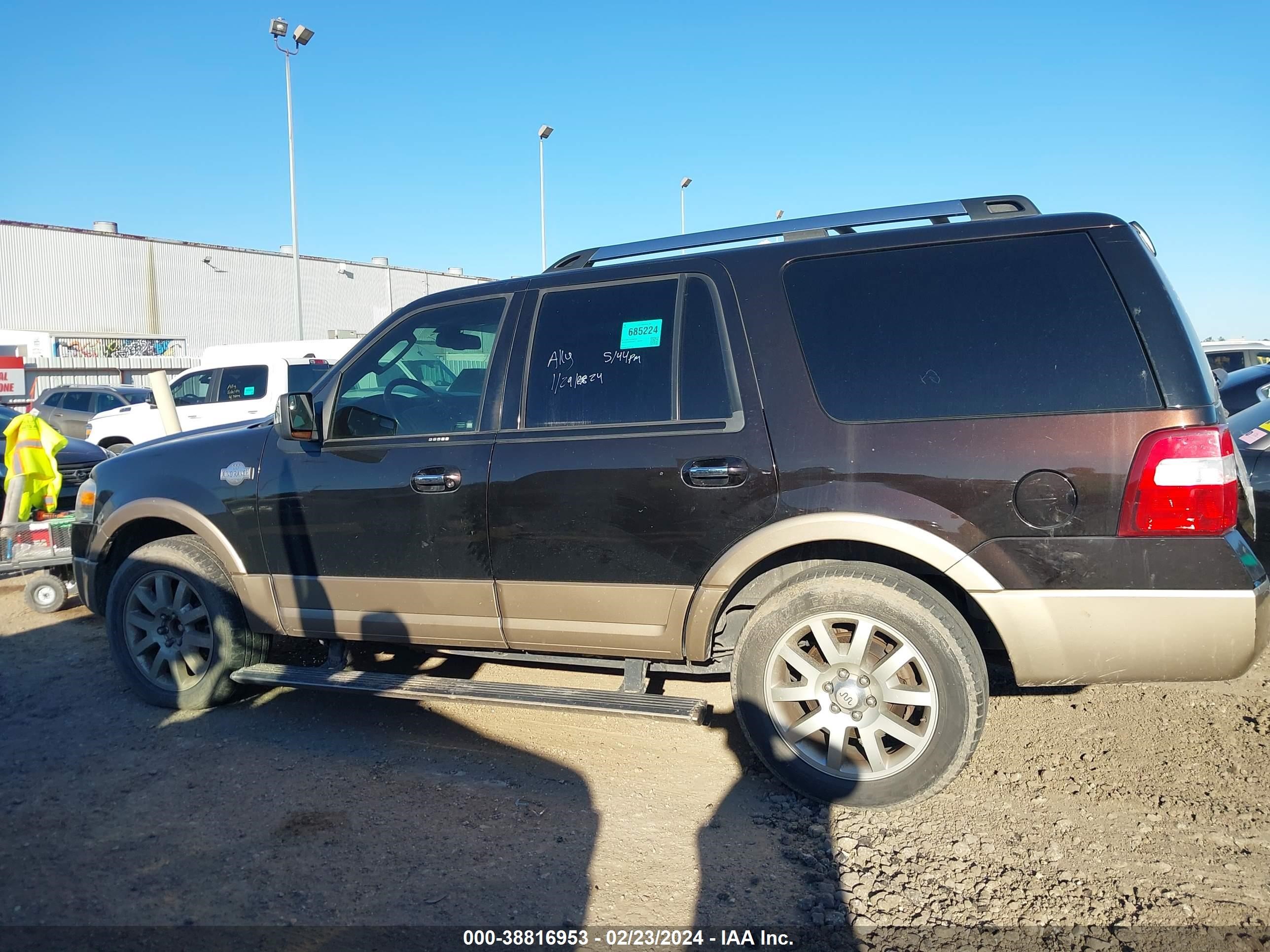 Photo 13 VIN: 1FMJU1J54EEF03481 - FORD EXPEDITION 