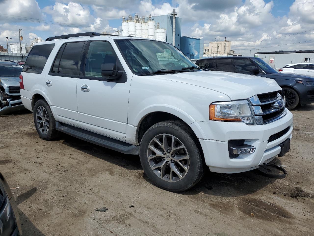 Photo 3 VIN: 1FMJU1JT0GEF56812 - FORD EXPEDITION 