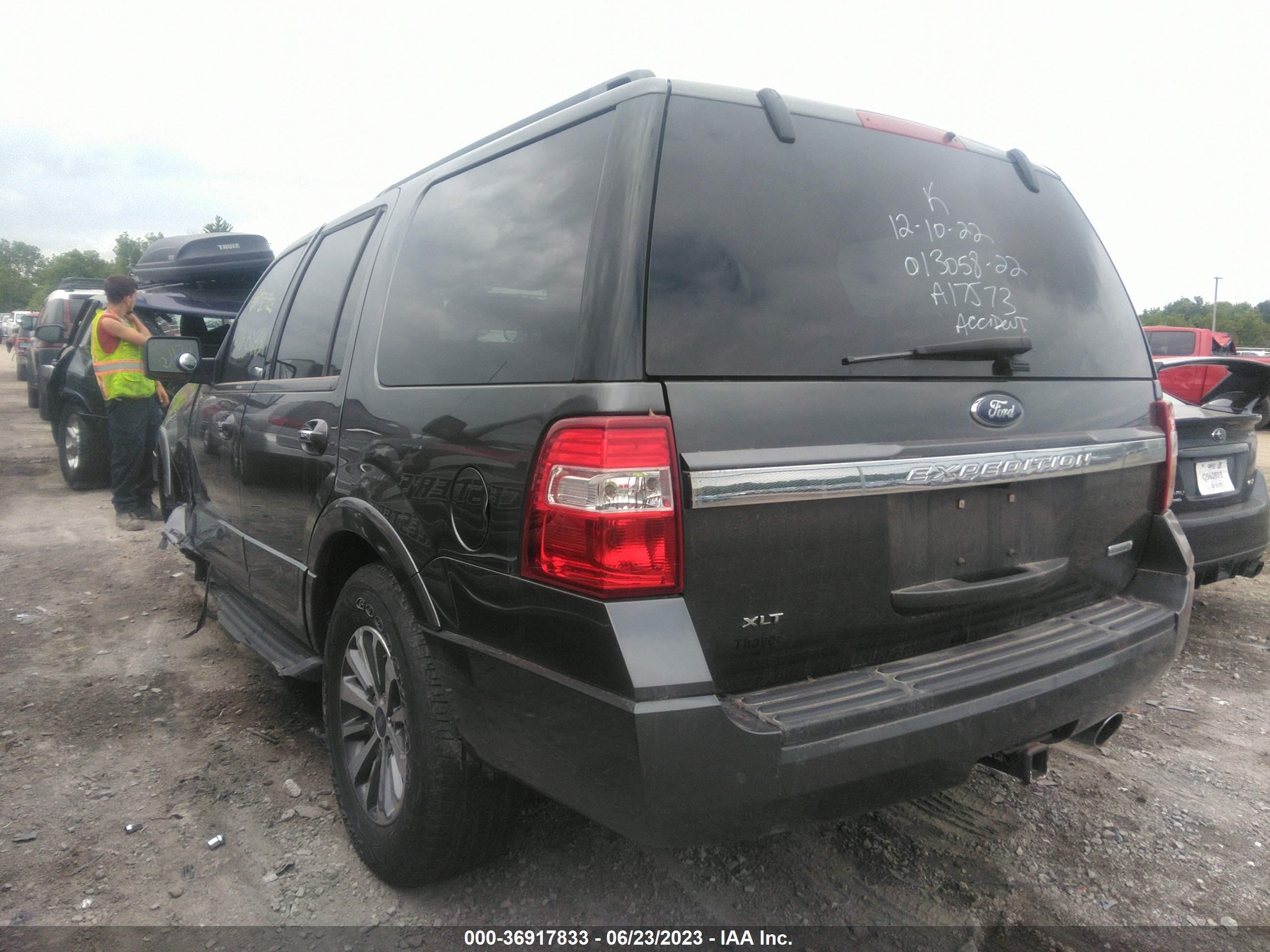 Photo 2 VIN: 1FMJU1JT7HEA17573 - FORD EXPEDITION 