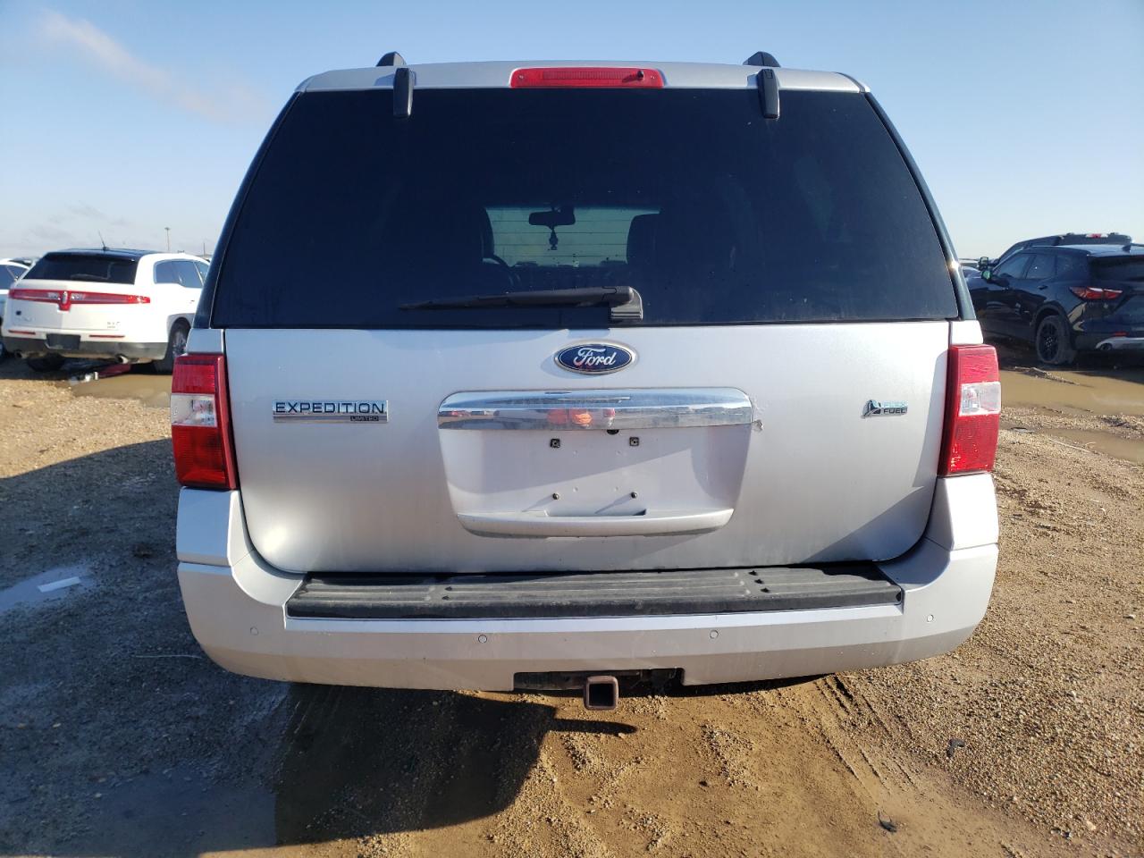 Photo 5 VIN: 1FMJU1K52BEF08267 - FORD EXPEDITION 