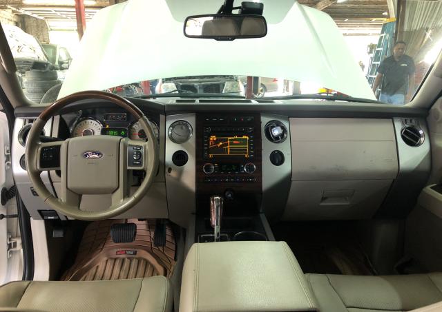 Photo 8 VIN: 1FMJU1K5XAEB46820 - FORD EXPEDITION 