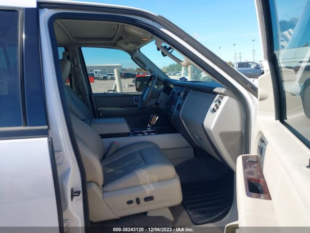 Photo 4 VIN: 1FMJU1K5XAEB70678 - FORD EXPEDITION 