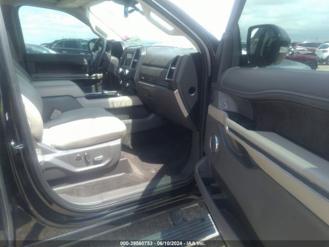 Photo 4 VIN: 1FMJU1KT6JEA17374 - FORD EXPEDITION 