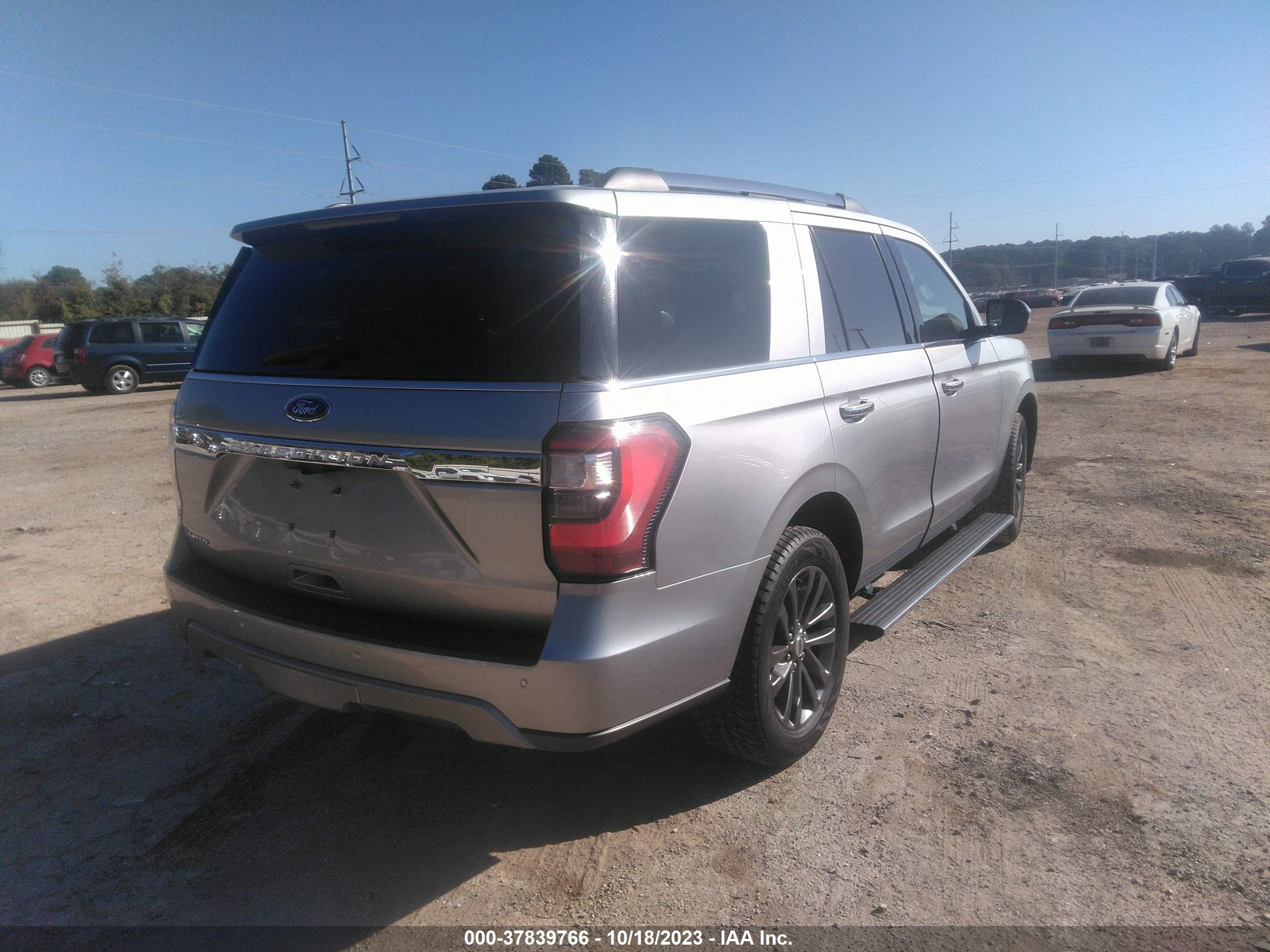 Photo 3 VIN: 1FMJU1KT6LEA88979 - FORD EXPEDITION 