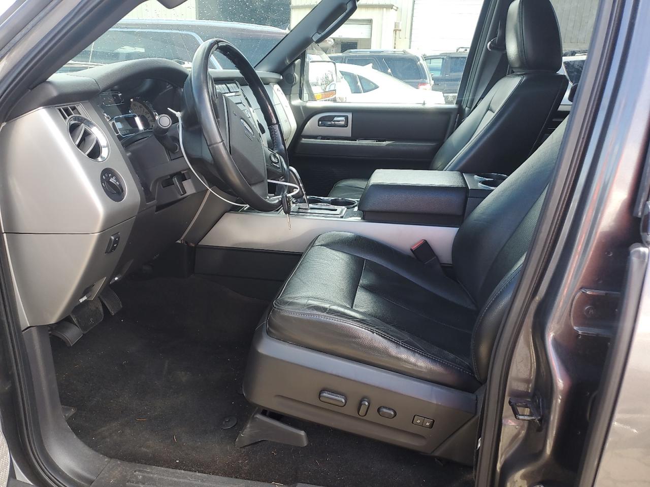 Photo 6 VIN: 1FMJU2A55CEF59884 - FORD EXPEDITION 