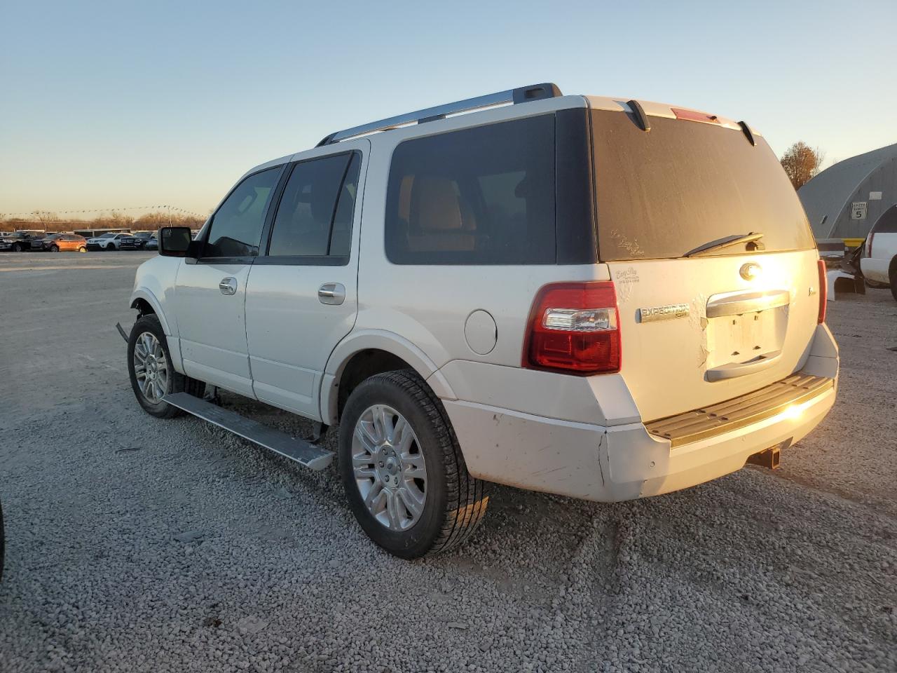 Photo 1 VIN: 1FMJU2A57CEF41242 - FORD EXPEDITION 