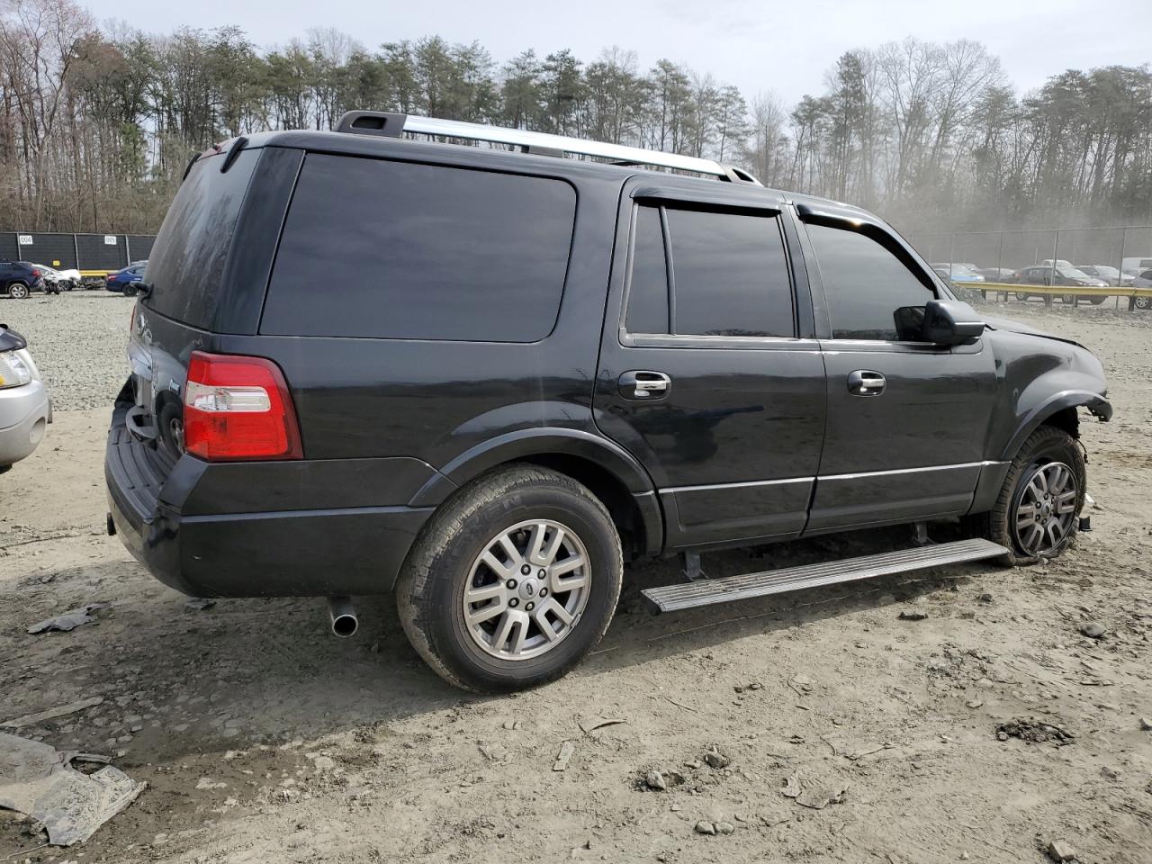 Photo 2 VIN: 1FMJU2A57DEF26371 - FORD EXPEDITION 