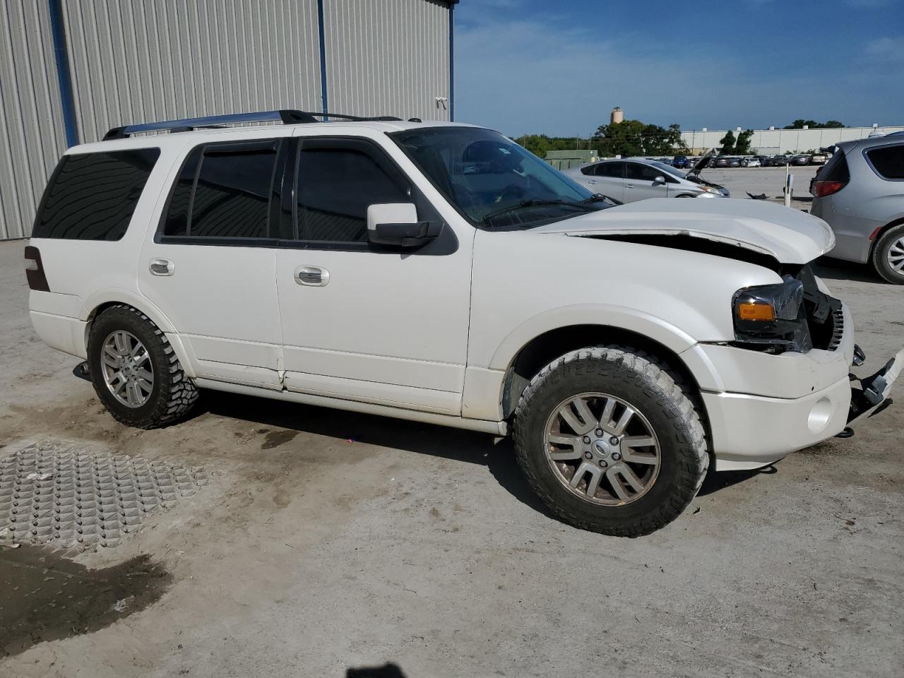 Photo 3 VIN: 1FMJU2A59CEF20005 - FORD EXPEDITION 