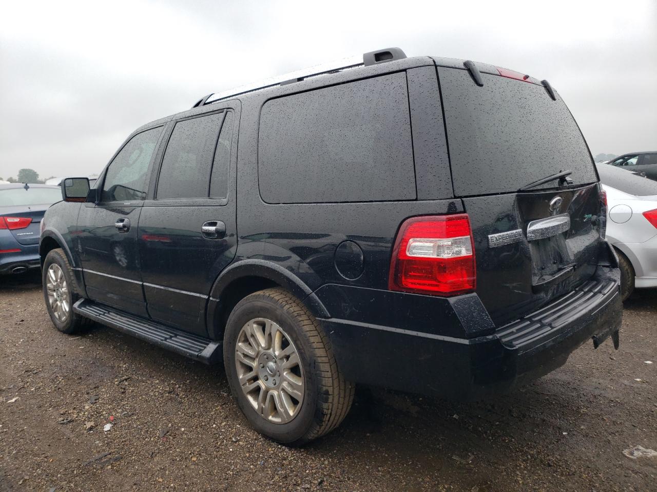 Photo 1 VIN: 1FMJU2A59DEF08681 - FORD EXPEDITION 