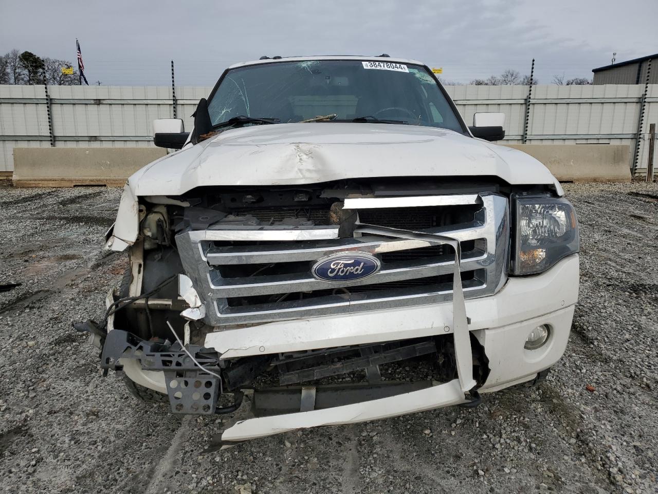 Photo 4 VIN: 1FMJU2A5XDEF05613 - FORD EXPEDITION 