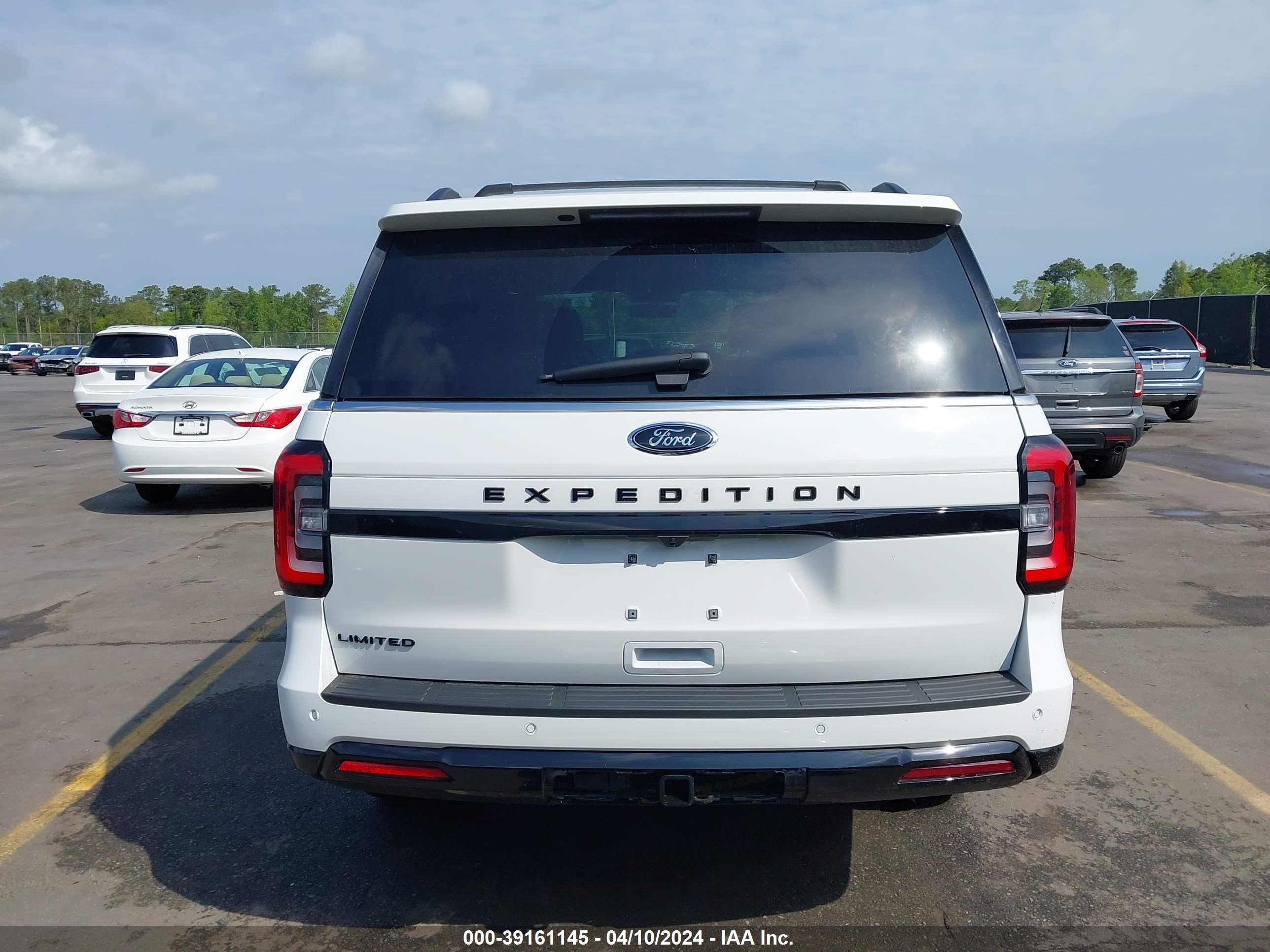 Photo 16 VIN: 1FMJU2A84REA11555 - FORD EXPEDITION 