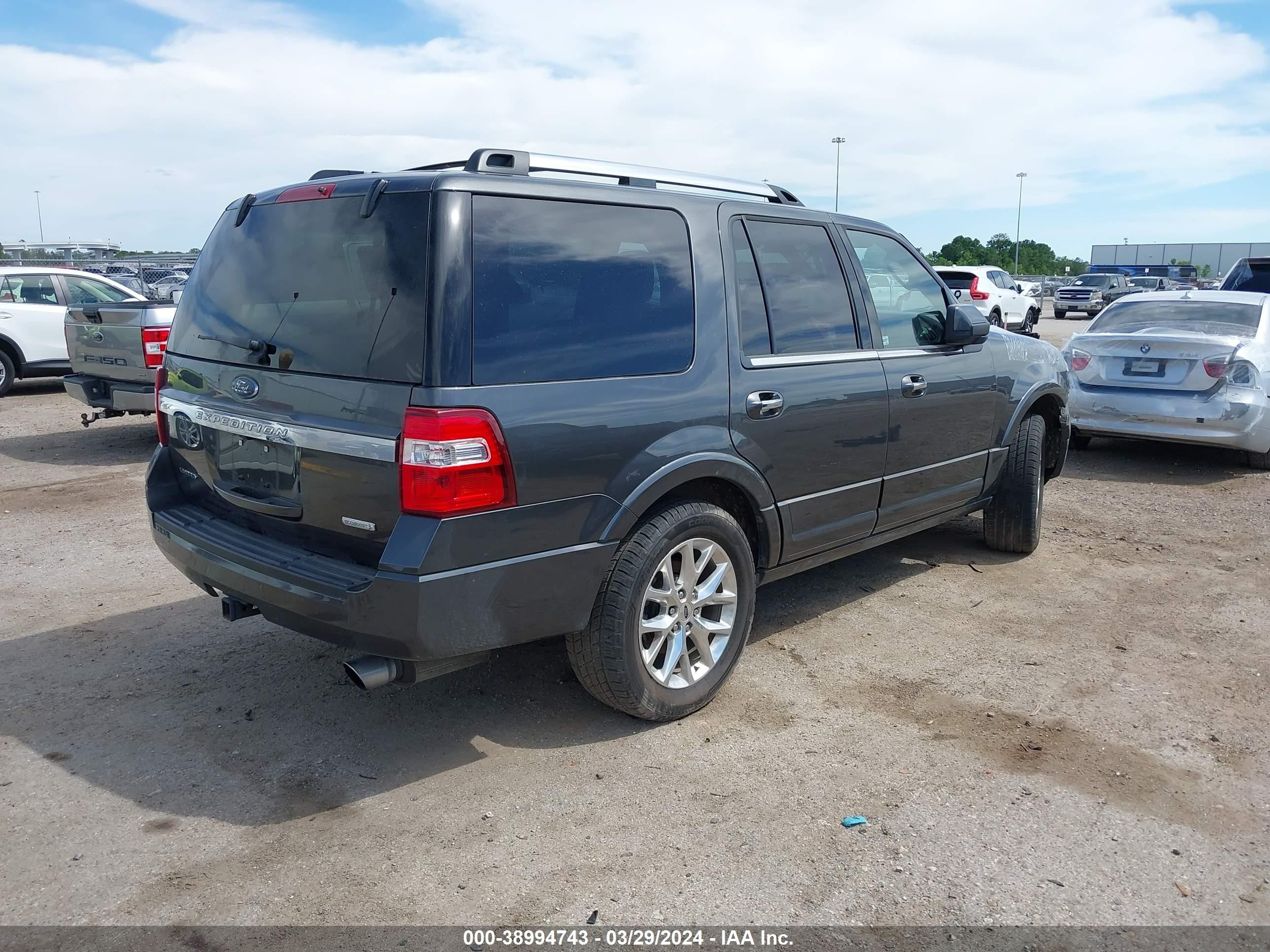 Photo 3 VIN: 1FMJU2AT4HEA03748 - FORD EXPEDITION 