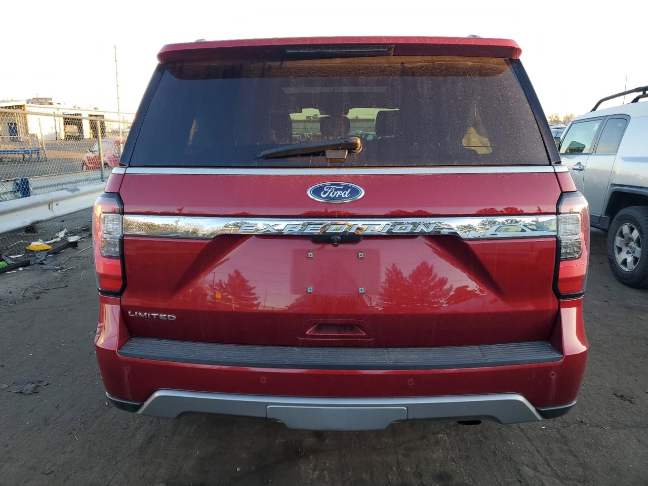 Photo 5 VIN: 1FMJU2AT4JEA15811 - FORD EXPEDITION 