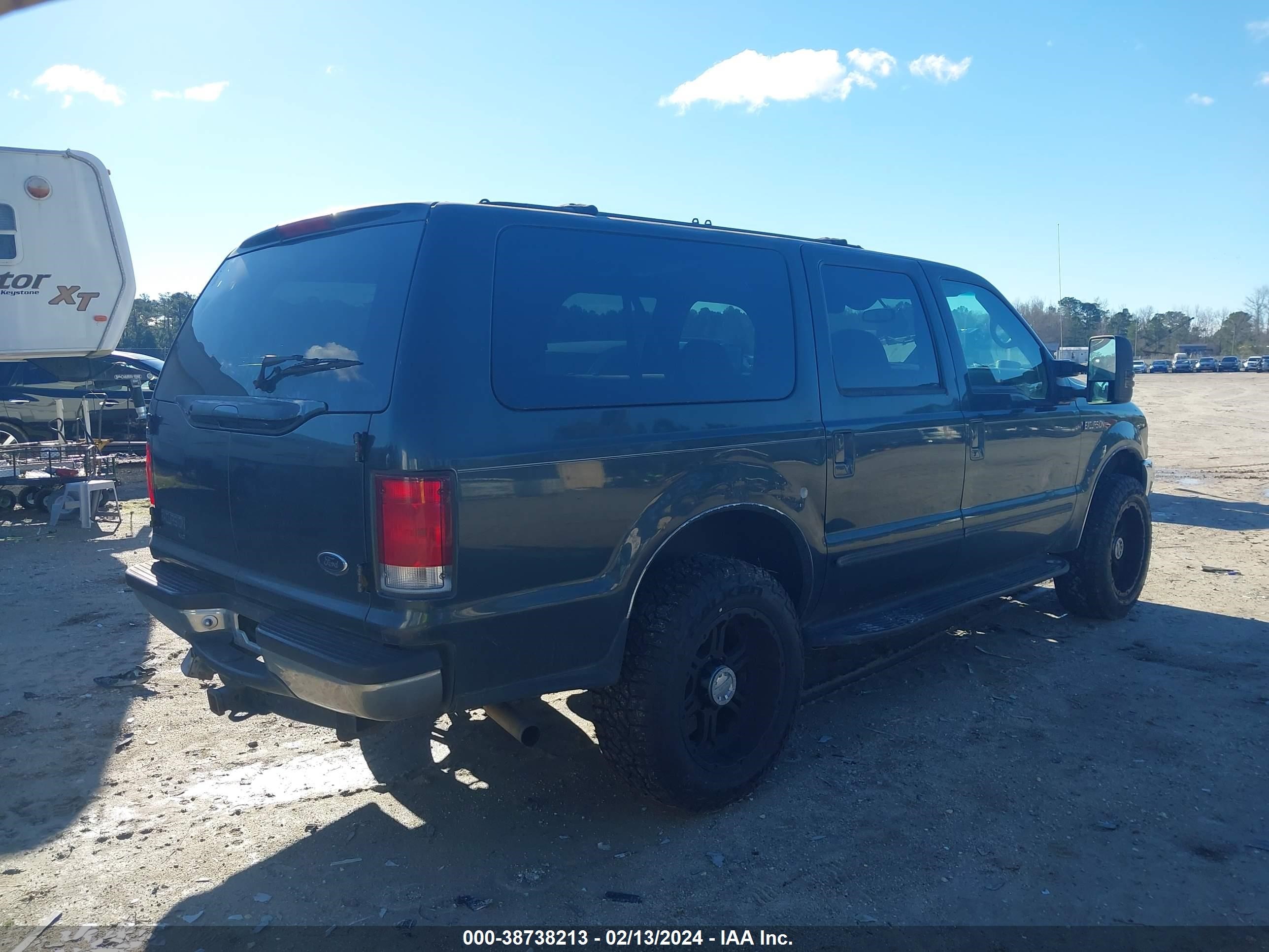 Photo 3 VIN: 1FMNU41S6YEB35253 - FORD EXCURSION 