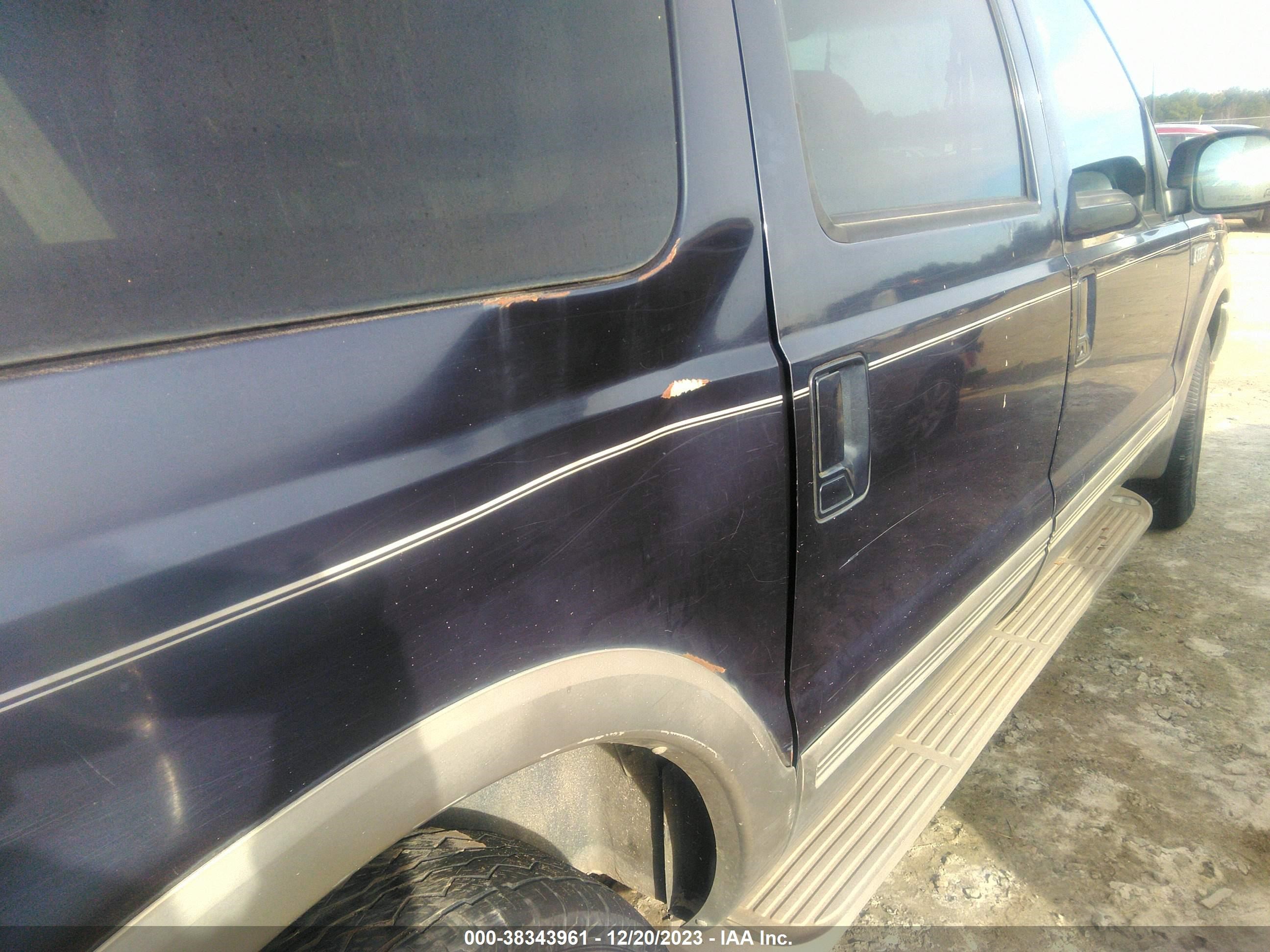 Photo 5 VIN: 1FMNU42S8YEA37274 - FORD EXCURSION 