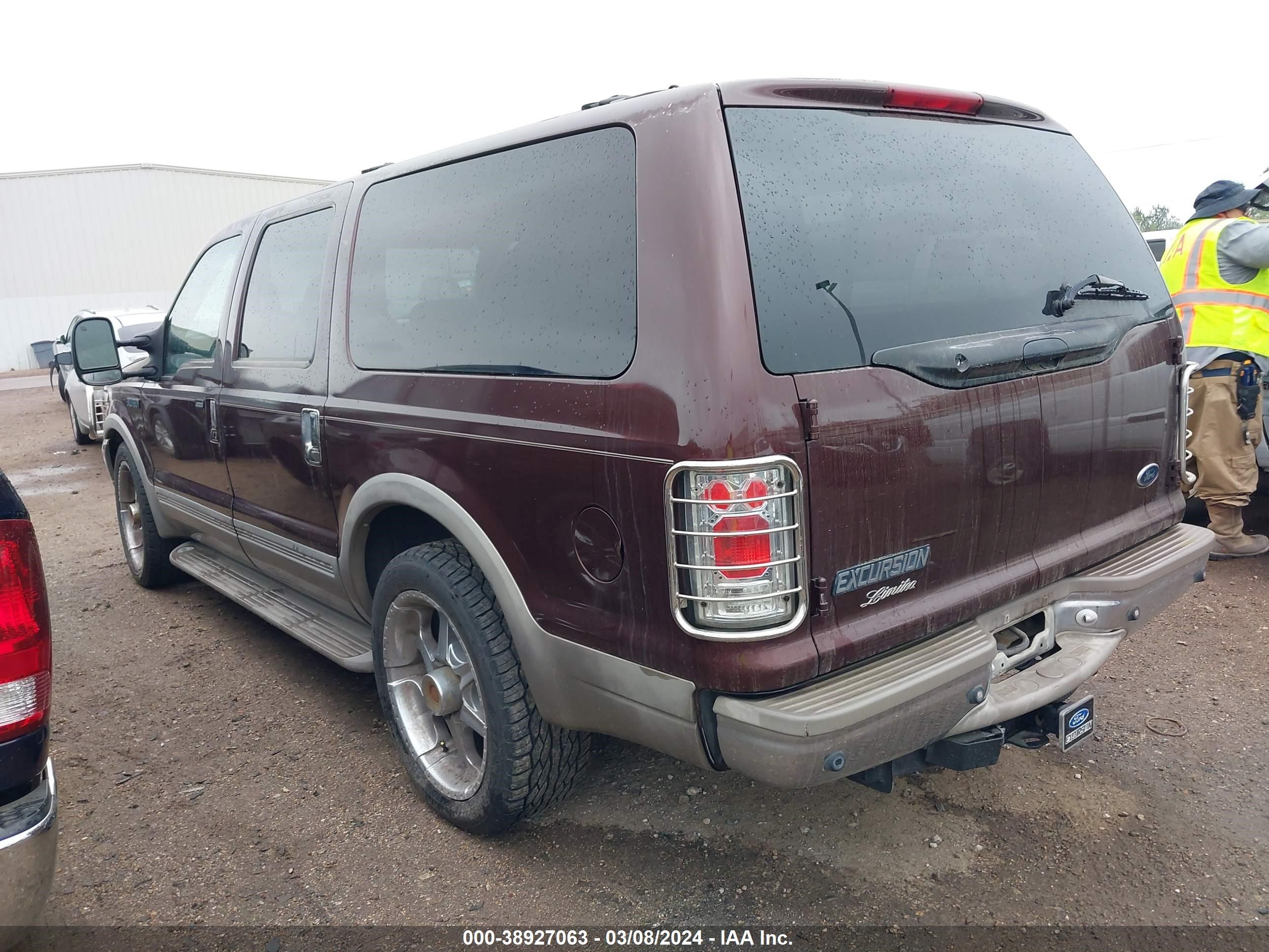 Photo 2 VIN: 1FMNU42S9YED79297 - FORD EXCURSION 