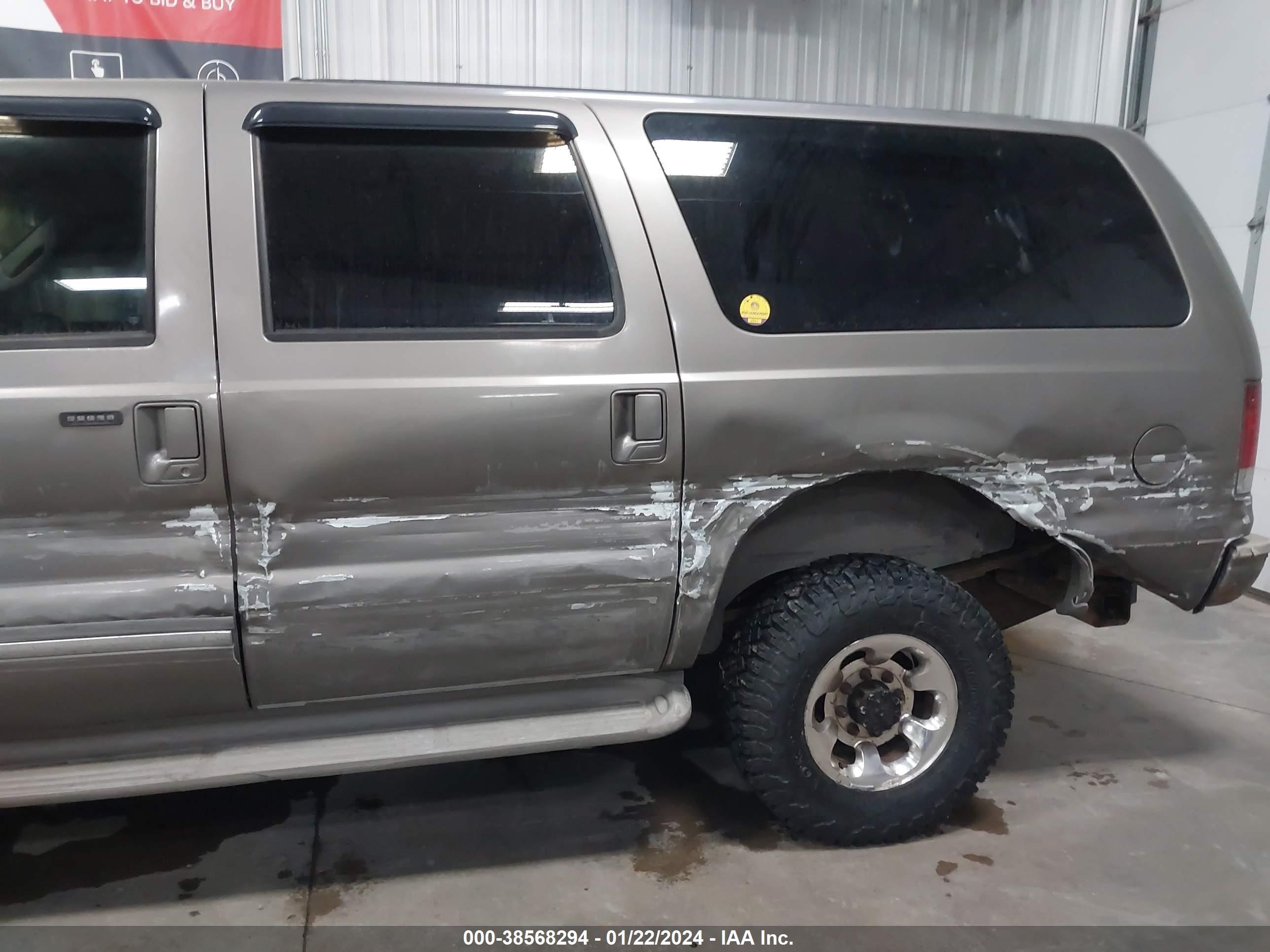 Photo 11 VIN: 1FMNU43S25EB45755 - FORD EXCURSION 