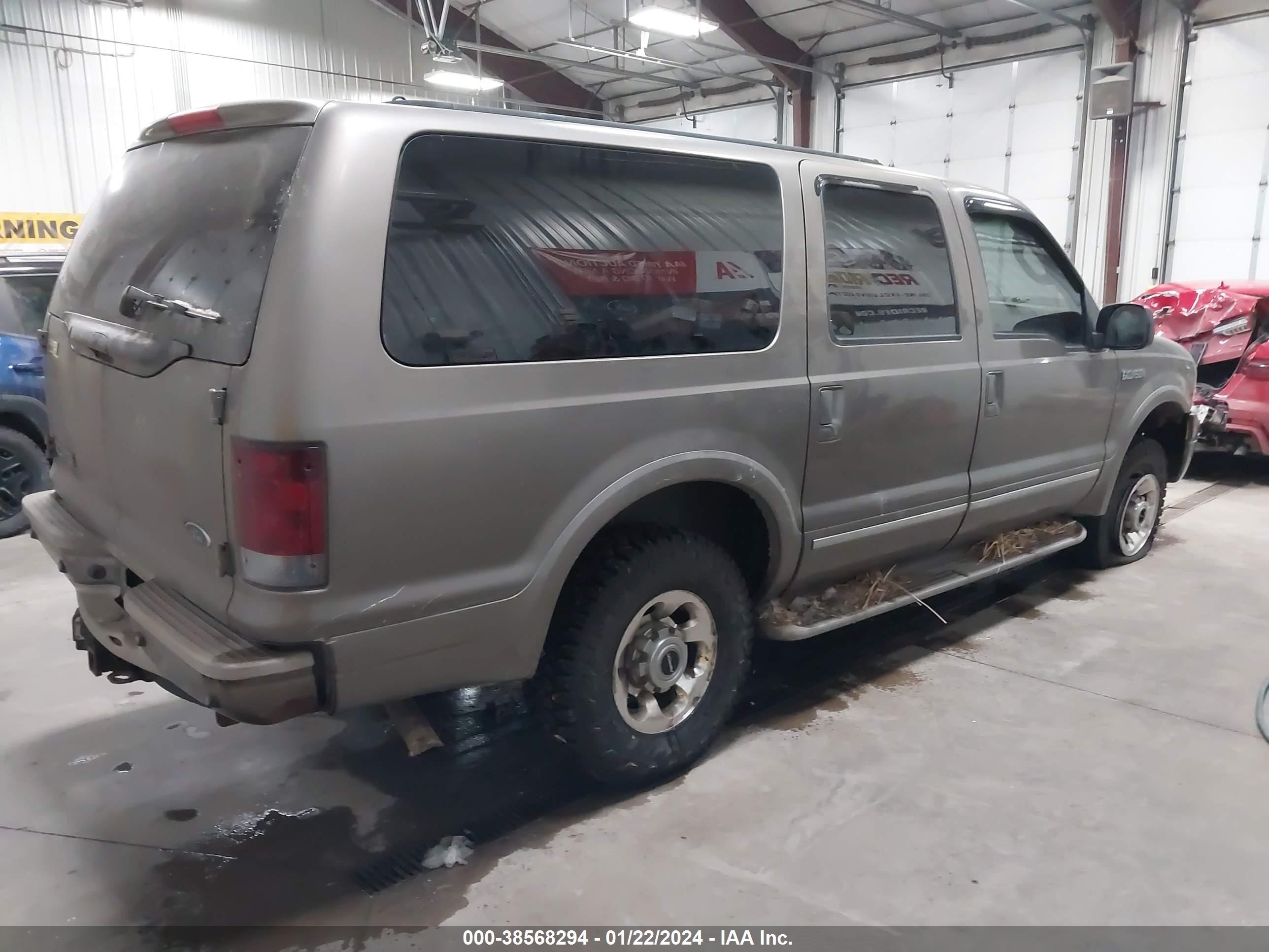 Photo 3 VIN: 1FMNU43S25EB45755 - FORD EXCURSION 