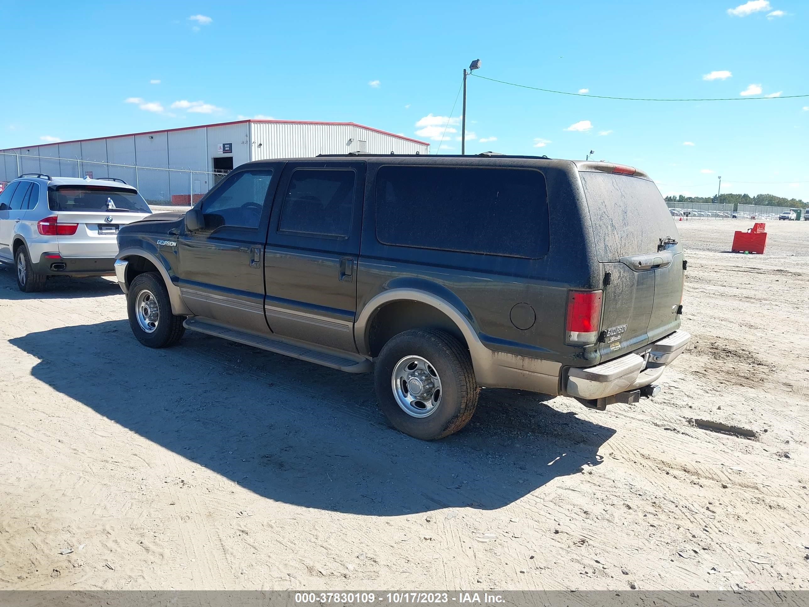 Photo 2 VIN: 1FMNU43S3YEB99912 - FORD EXCURSION 