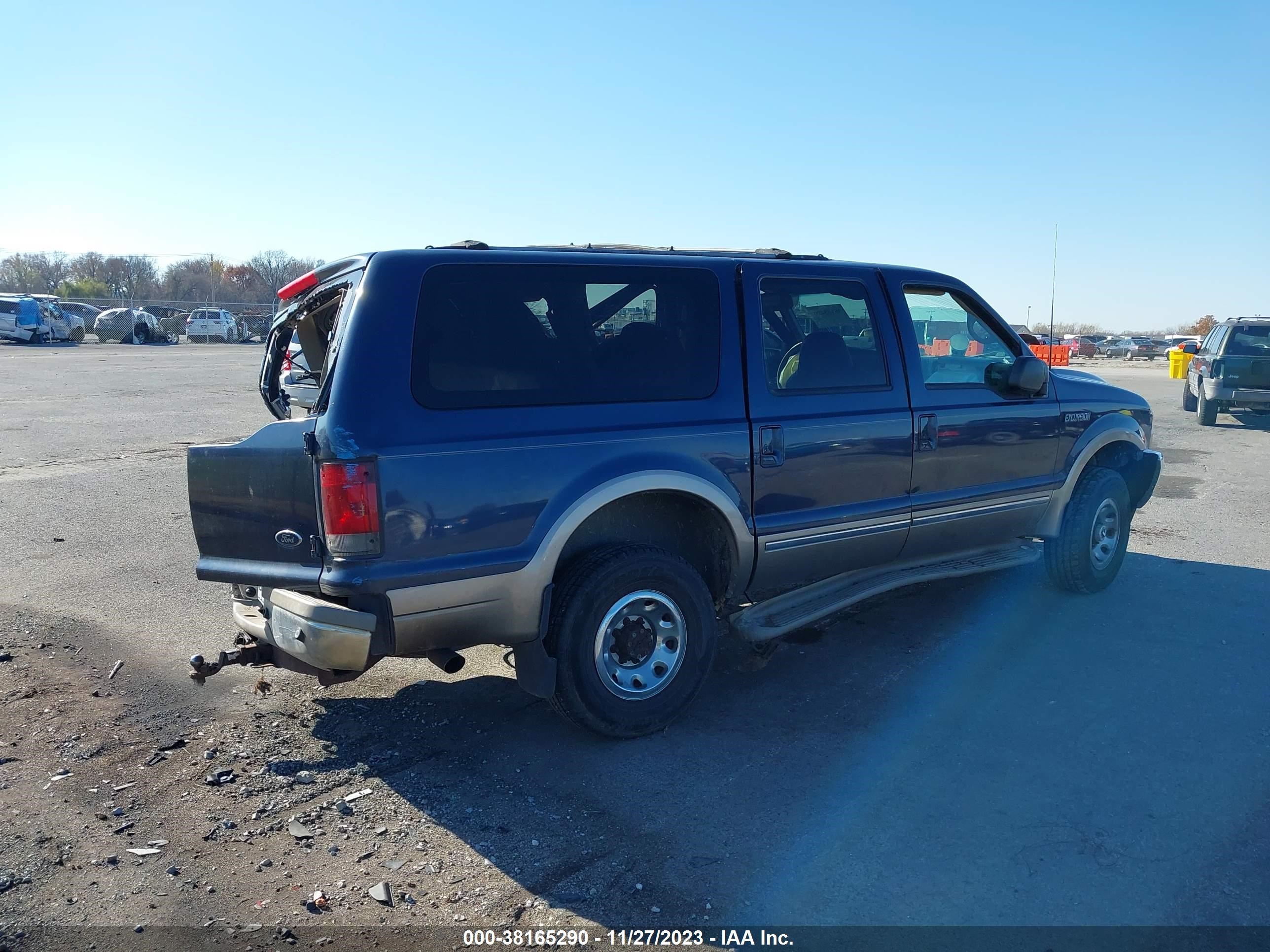 Photo 3 VIN: 1FMNU43S42EA53283 - FORD EXCURSION 