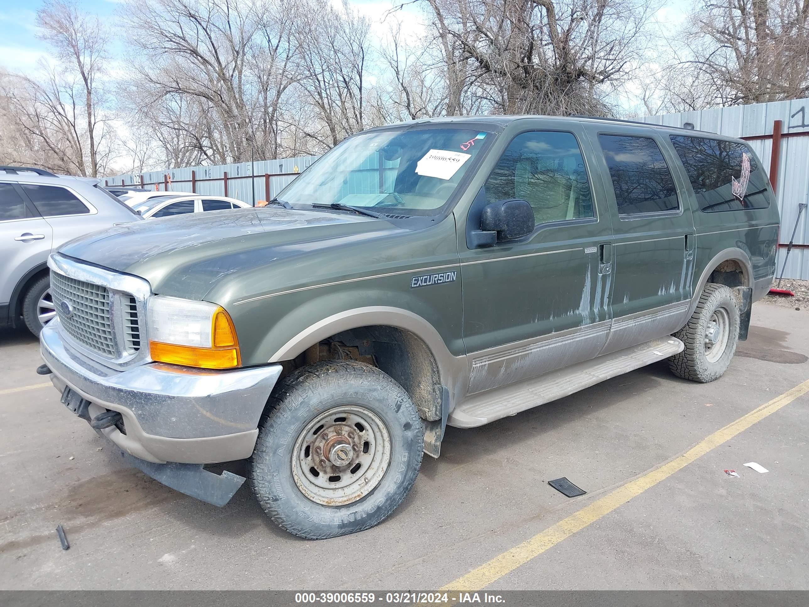 Photo 1 VIN: 1FMNU43S8YEA63775 - FORD EXCURSION 