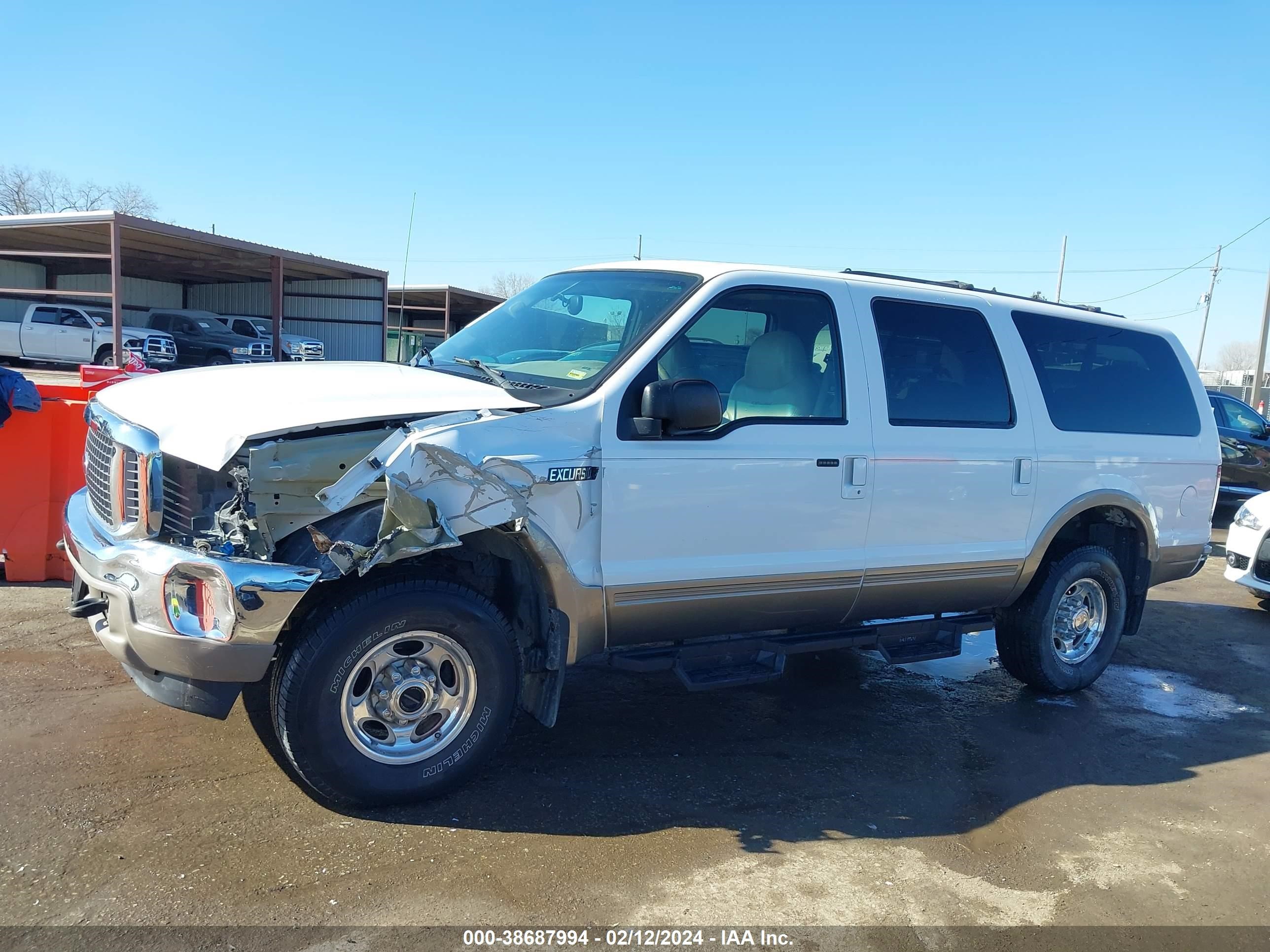 Photo 5 VIN: 1FMNU43S9YEB99879 - FORD EXCURSION 