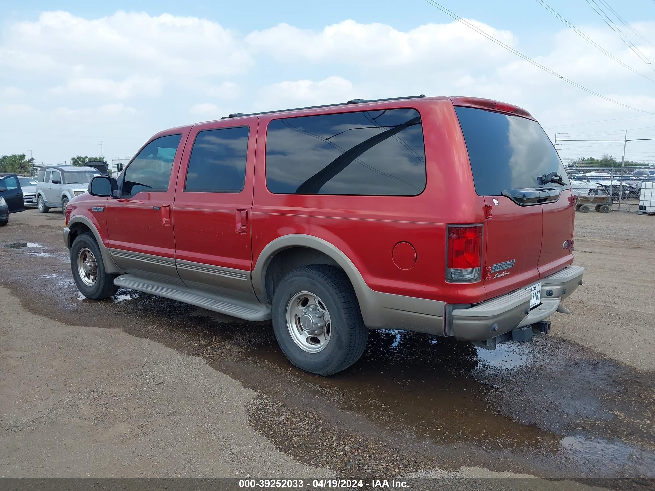 Photo 2 VIN: 1FMNU44L83EC96331 - FORD EXCURSION 