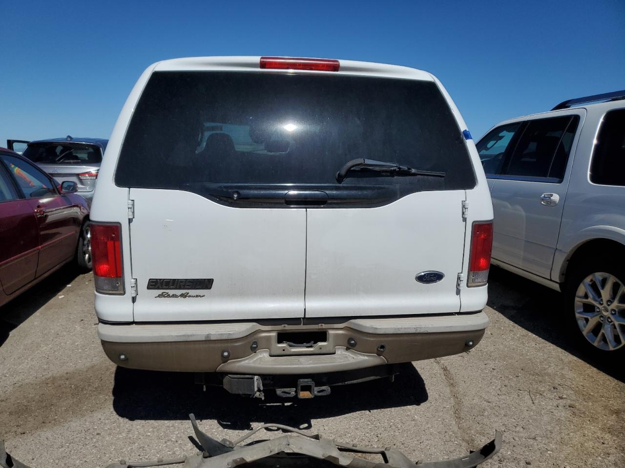 Photo 5 VIN: 1FMNU44P04EB83428 - FORD EXCURSION 