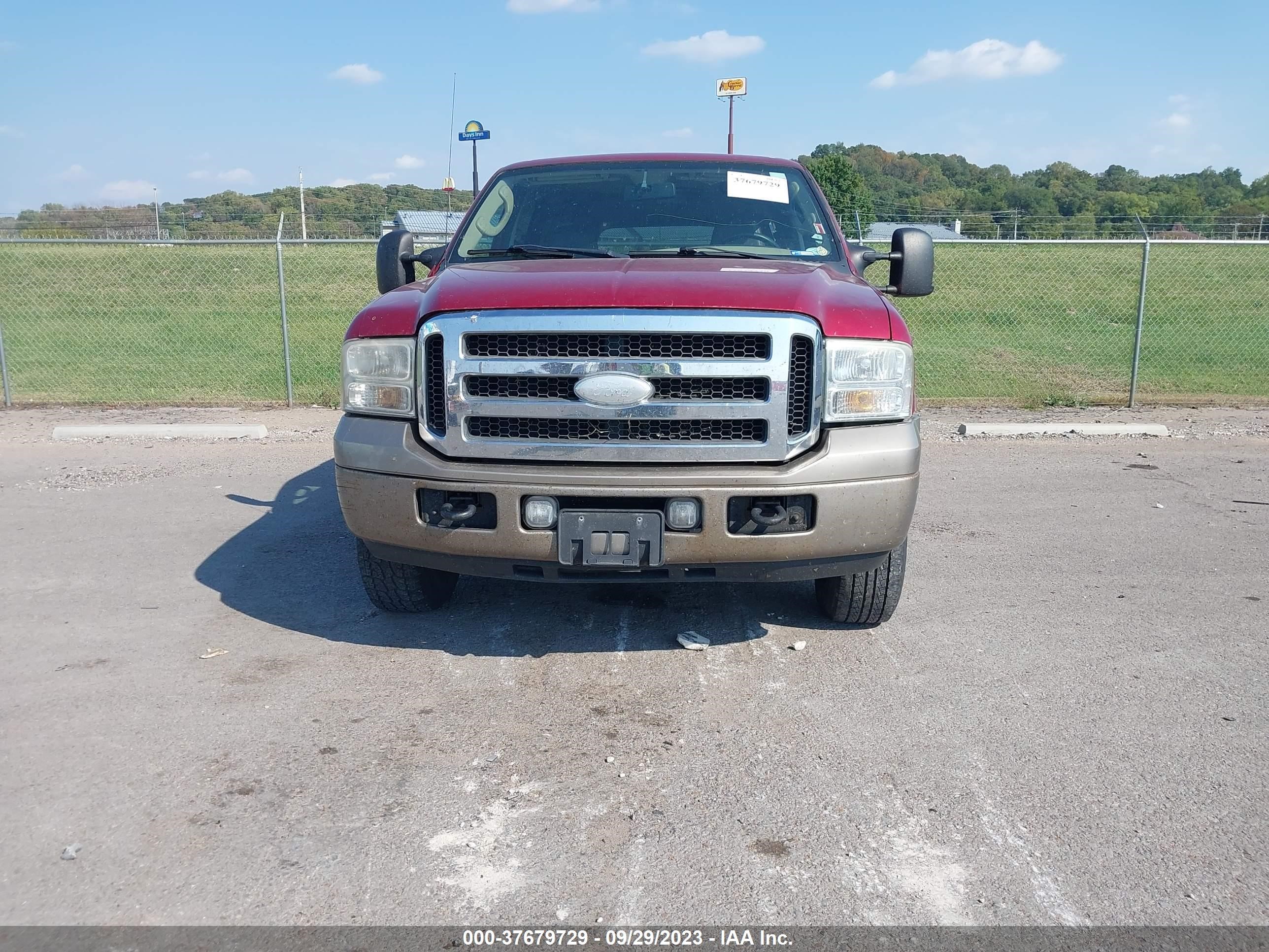 Photo 11 VIN: 1FMNU45S35ED47792 - FORD EXCURSION 