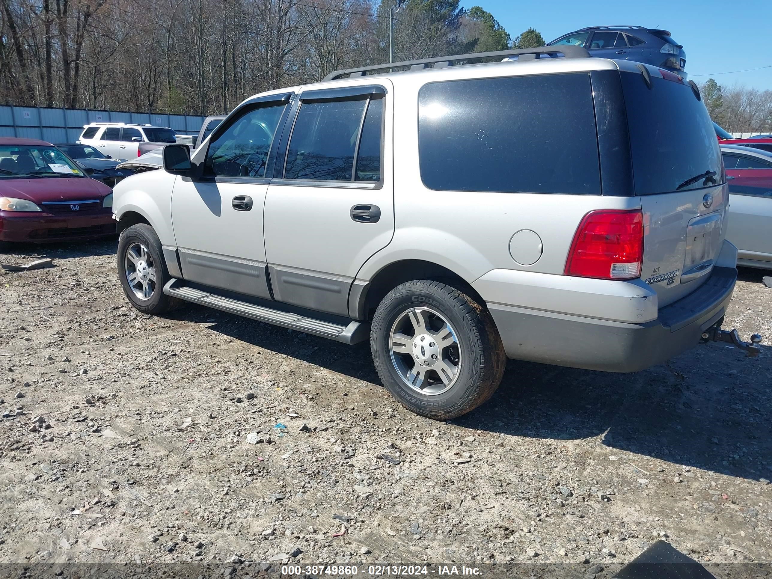 Photo 2 VIN: 1FMPU13565LB13968 - FORD EXPEDITION 