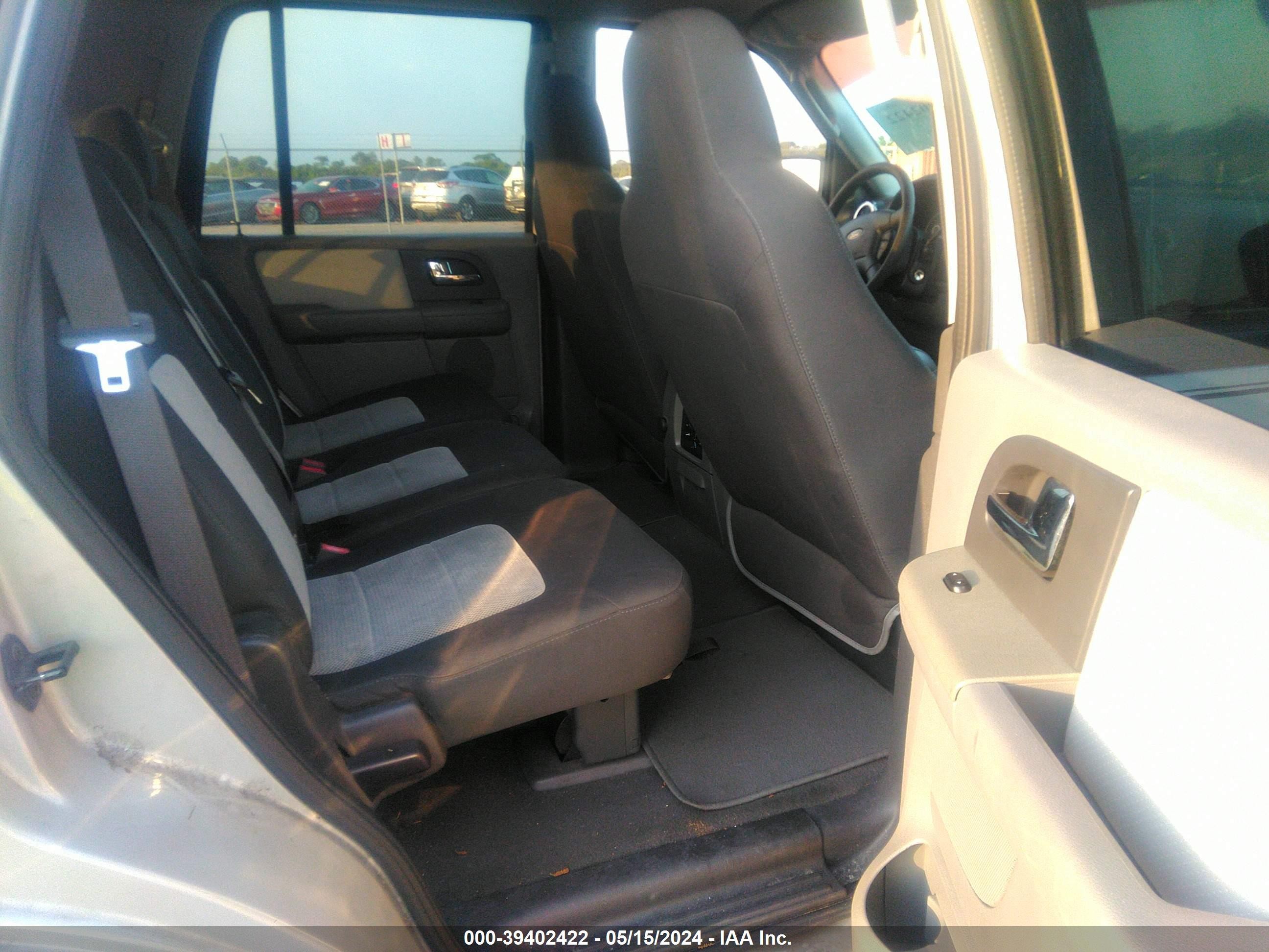 Photo 7 VIN: 1FMPU15585LA49705 - FORD EXPEDITION 