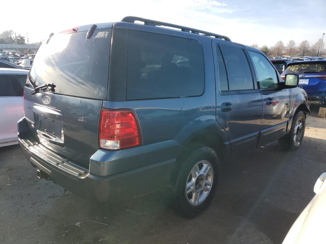 Photo 2 VIN: 1FMPU16526LA15033 - FORD EXPEDITION 