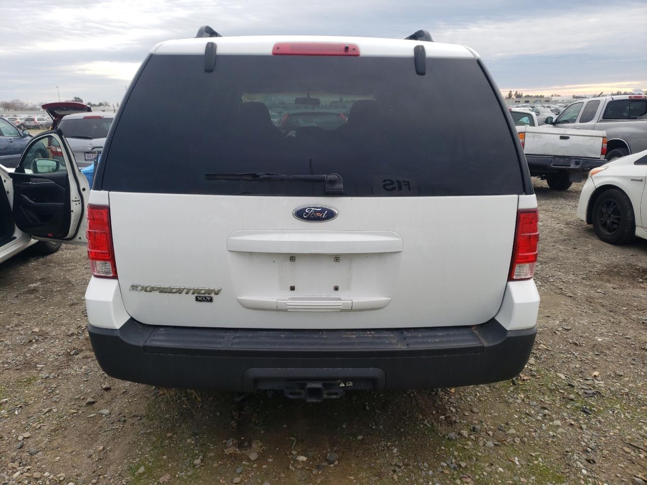 Photo 5 VIN: 1FMPU16596LA43220 - FORD EXPEDITION 