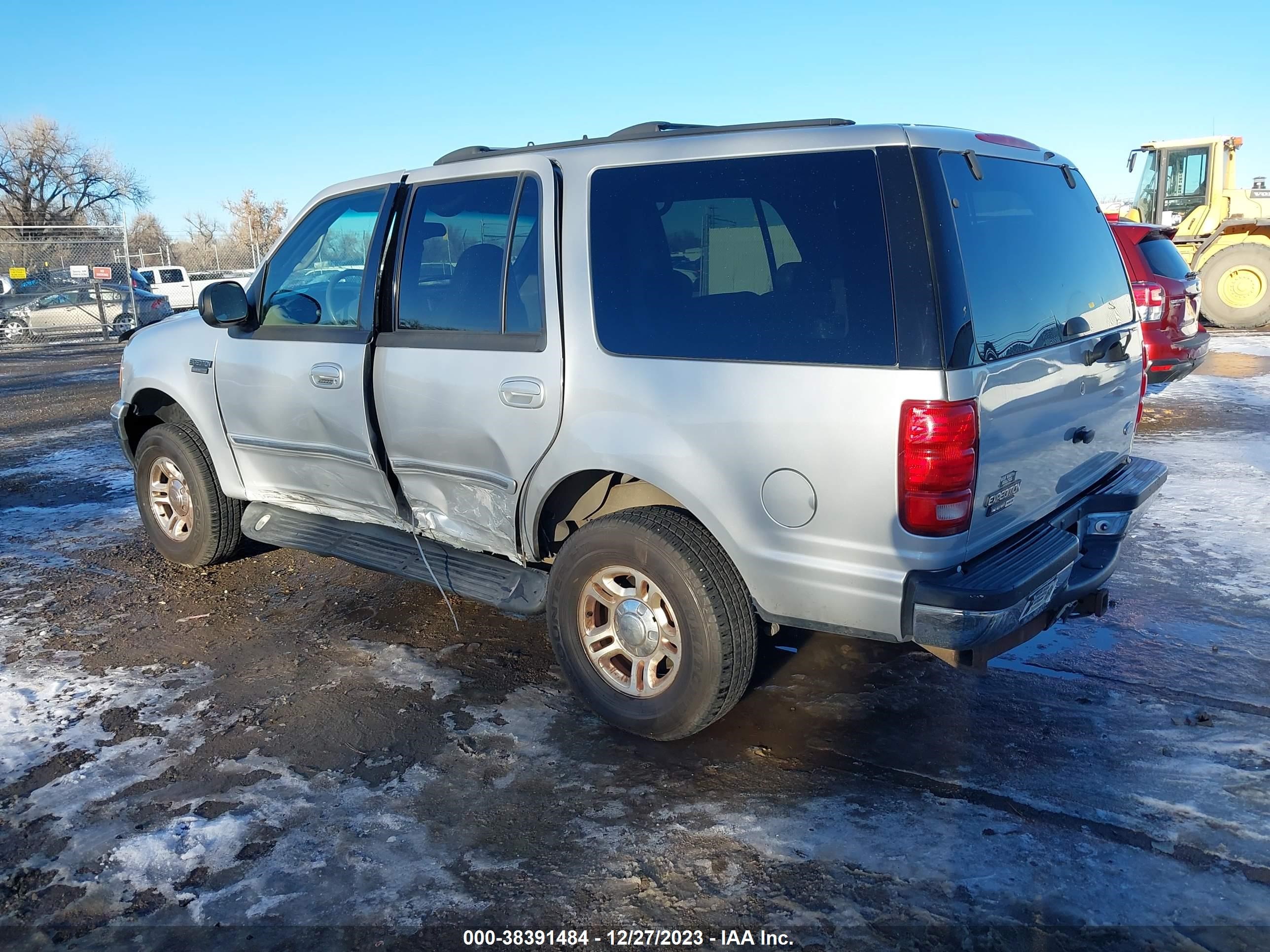 Photo 2 VIN: 1FMPU16L41LB44012 - FORD EXPEDITION 